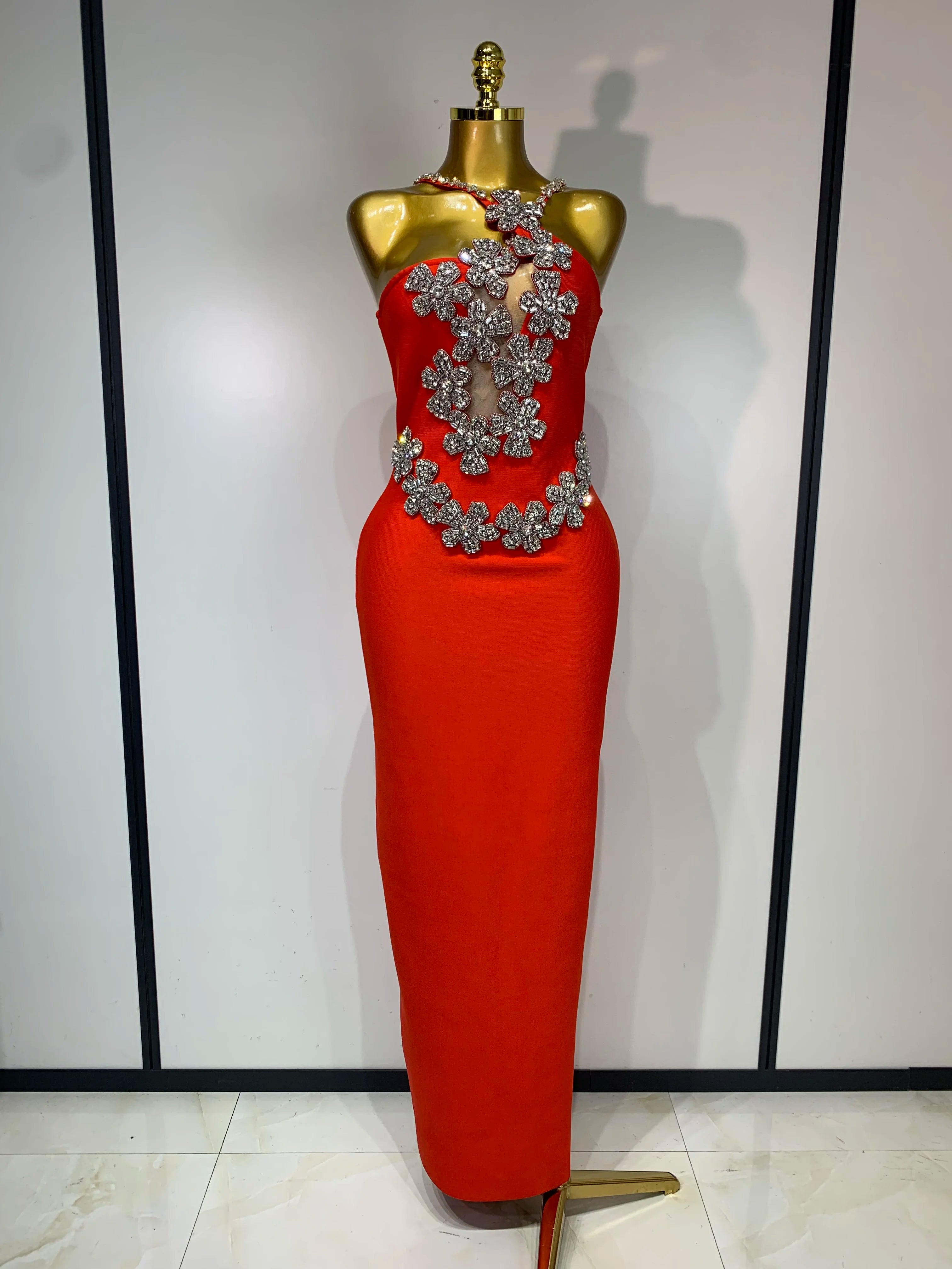 Women Sexy Shining Beading White Maxi Long Bodycon Bandage Dresses Celebrity Birthday Evening Party Elegant Knitted Clothing Red