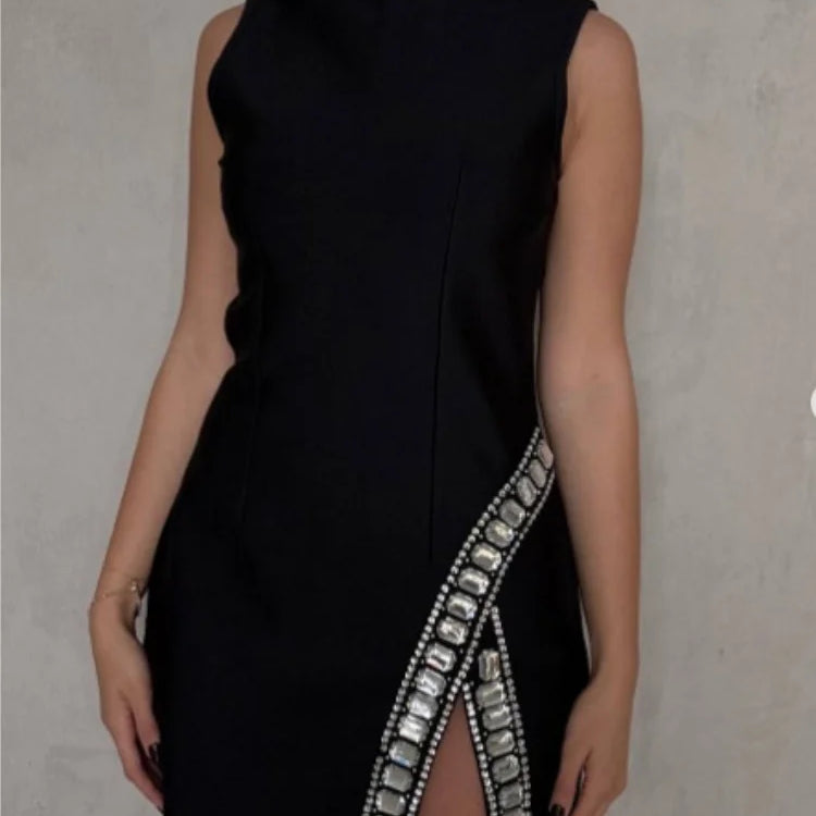 Women Sleeveless Sexy O-Neck Big Crystal Bodycon Bandage Mini Dress Nightclub Party Celebrate Fashion Birthday Wear