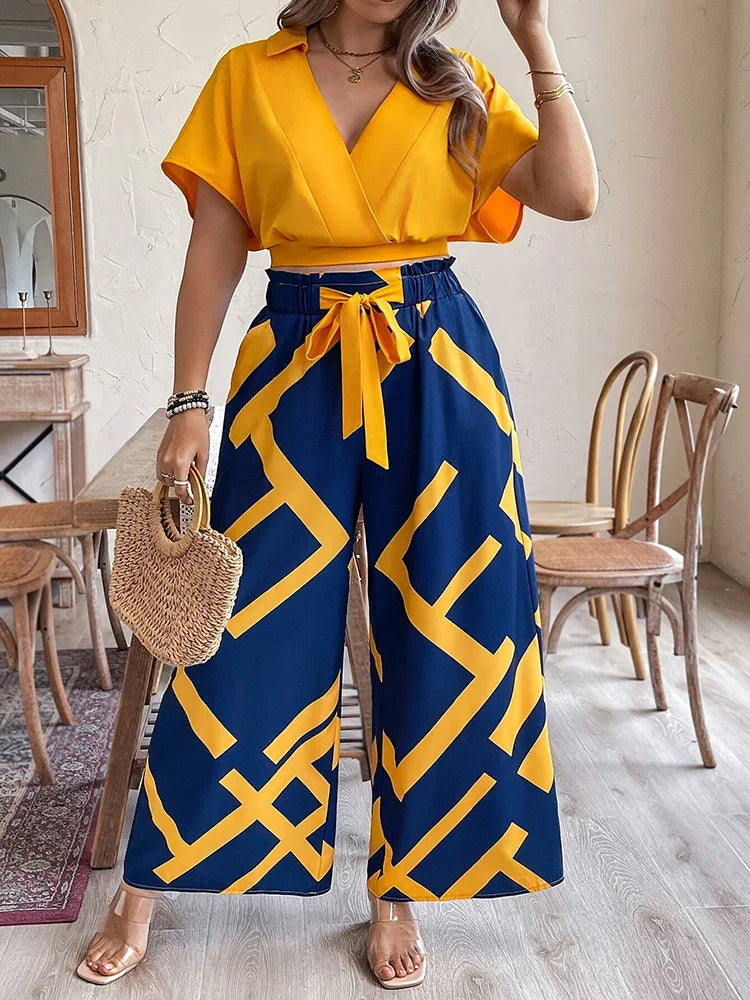 GIBSIE Plus Size Pants Set Women Summer V-neck Short-sleeved Crop Top Printed Tie Front Wide Leg Trousers Vacation Two-piece Set