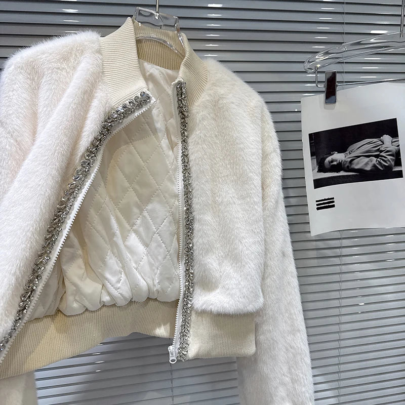 Winter New Fashion Rhinestone Edge Plush Cotton-Padded Short Jacket For Women High Waist Zipper Coat Female 11A07454