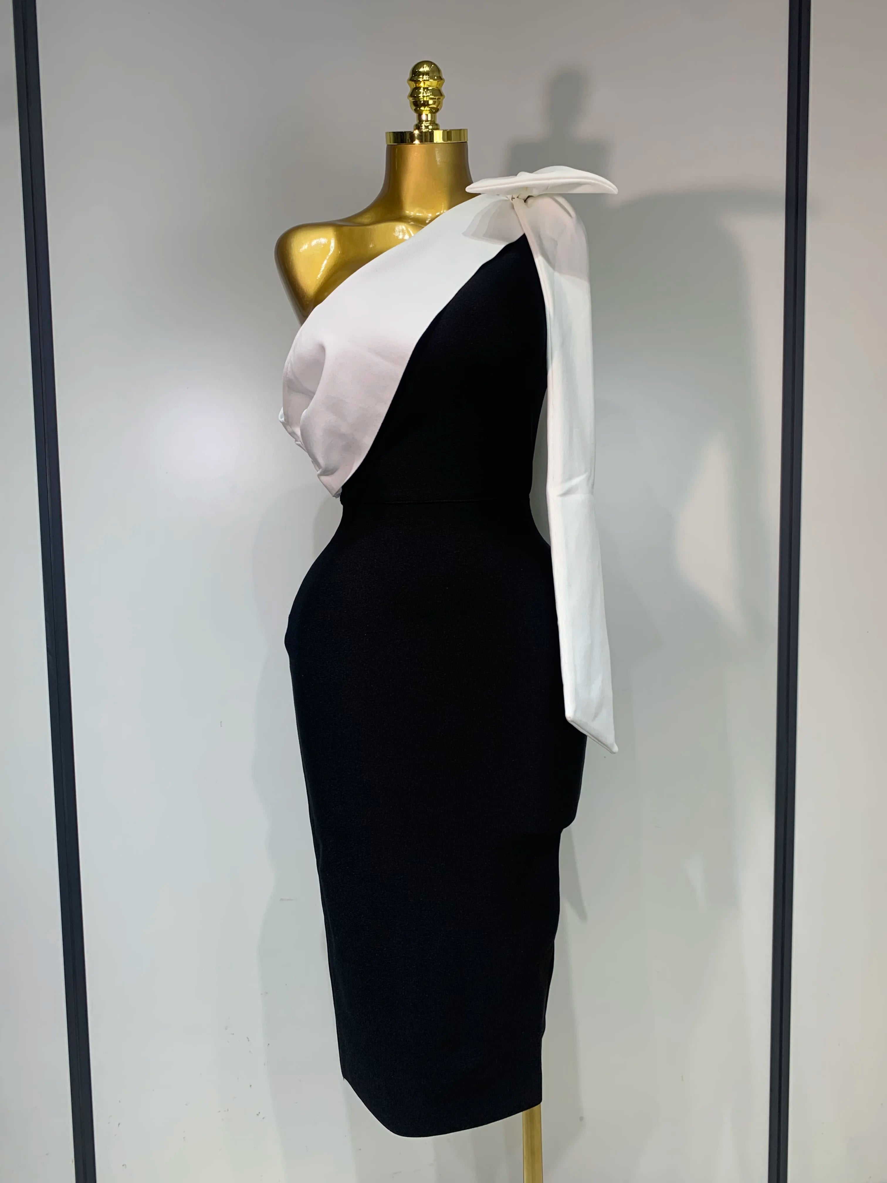 Women Sexy One Shoulder Splicing Bow Bodycon Bandaged Dress Celebrity Elegant Evening Party Luxury Birthday Banquet Dress black