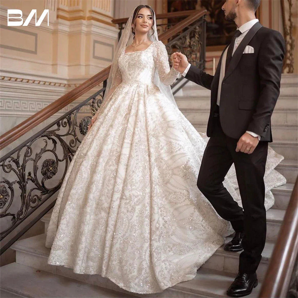 Elegant Square Neck Long Sleeve Beads Bride Dresses Ballgown Dress For Bridal Custom Made Embroidery Pearls Wedding Dress As Pic