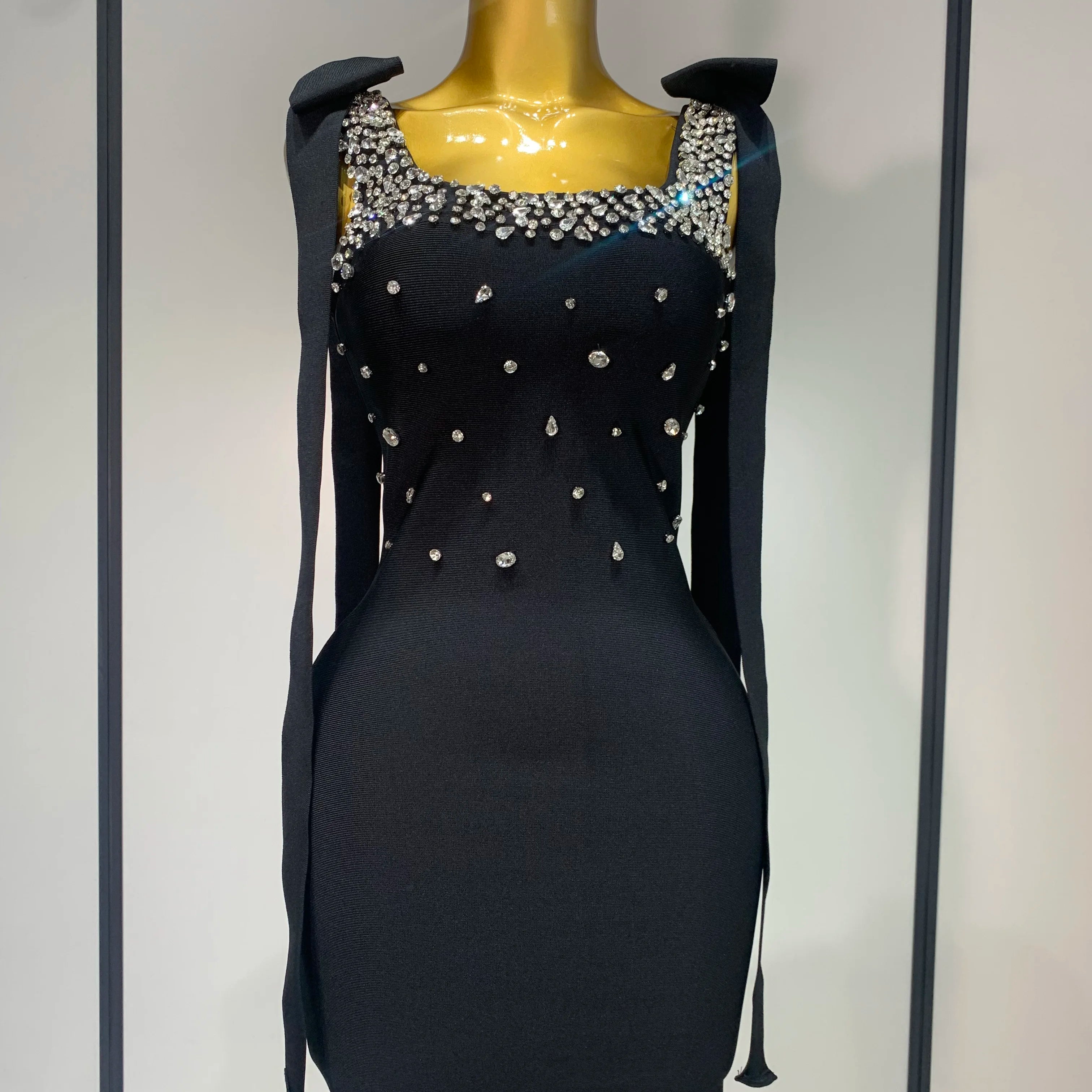 Women Celebrity Sexy Sparly Diamonds Black Mini Bodycon Bandage Dress 2025 Elegant Evening Party Luxury Birthday Dresses black