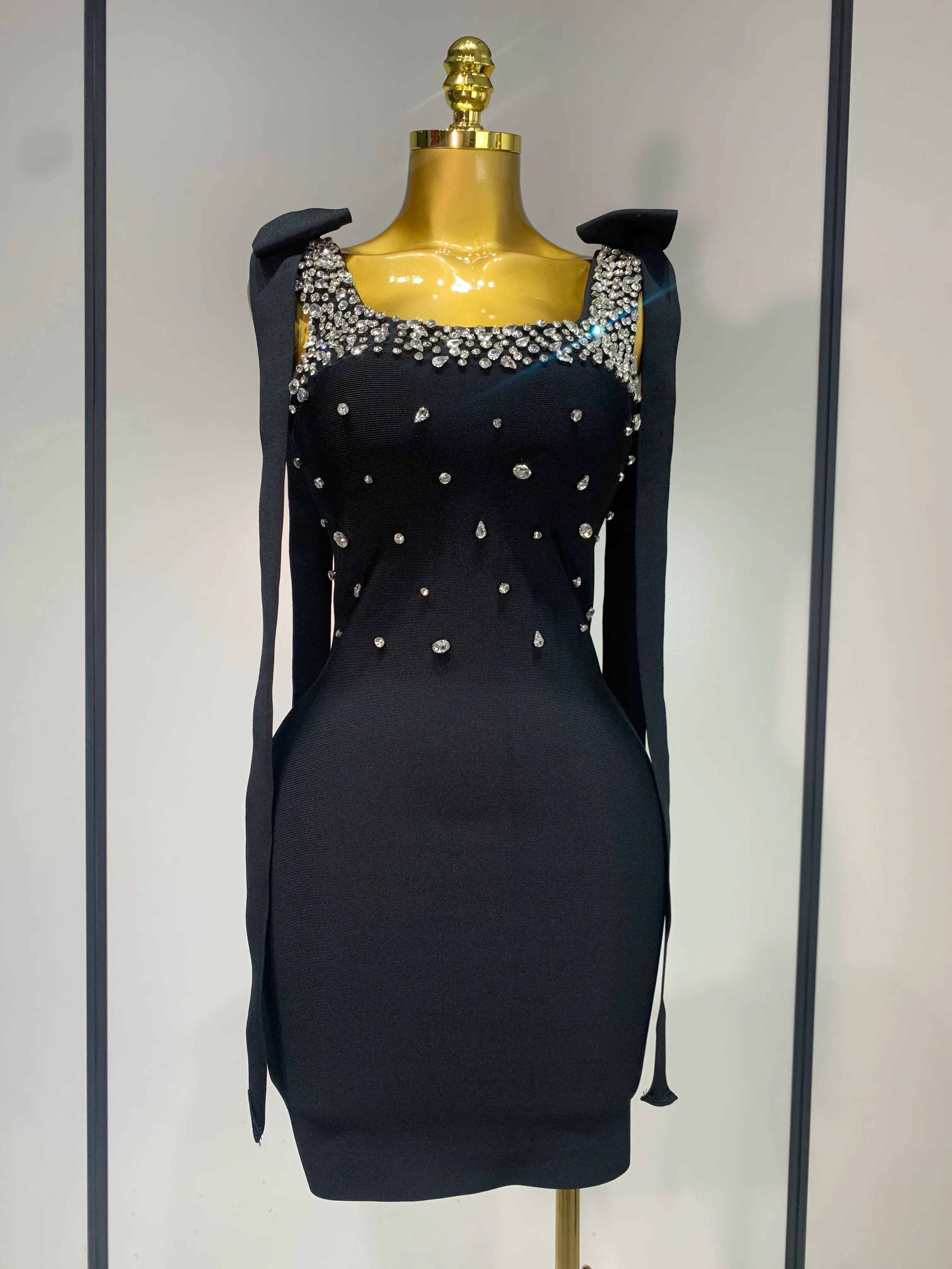 Women Celebrity Sexy Sparly Diamonds Black Mini Bodycon Bandage Dress 2025 Elegant Evening Party Luxury Birthday Dresses black