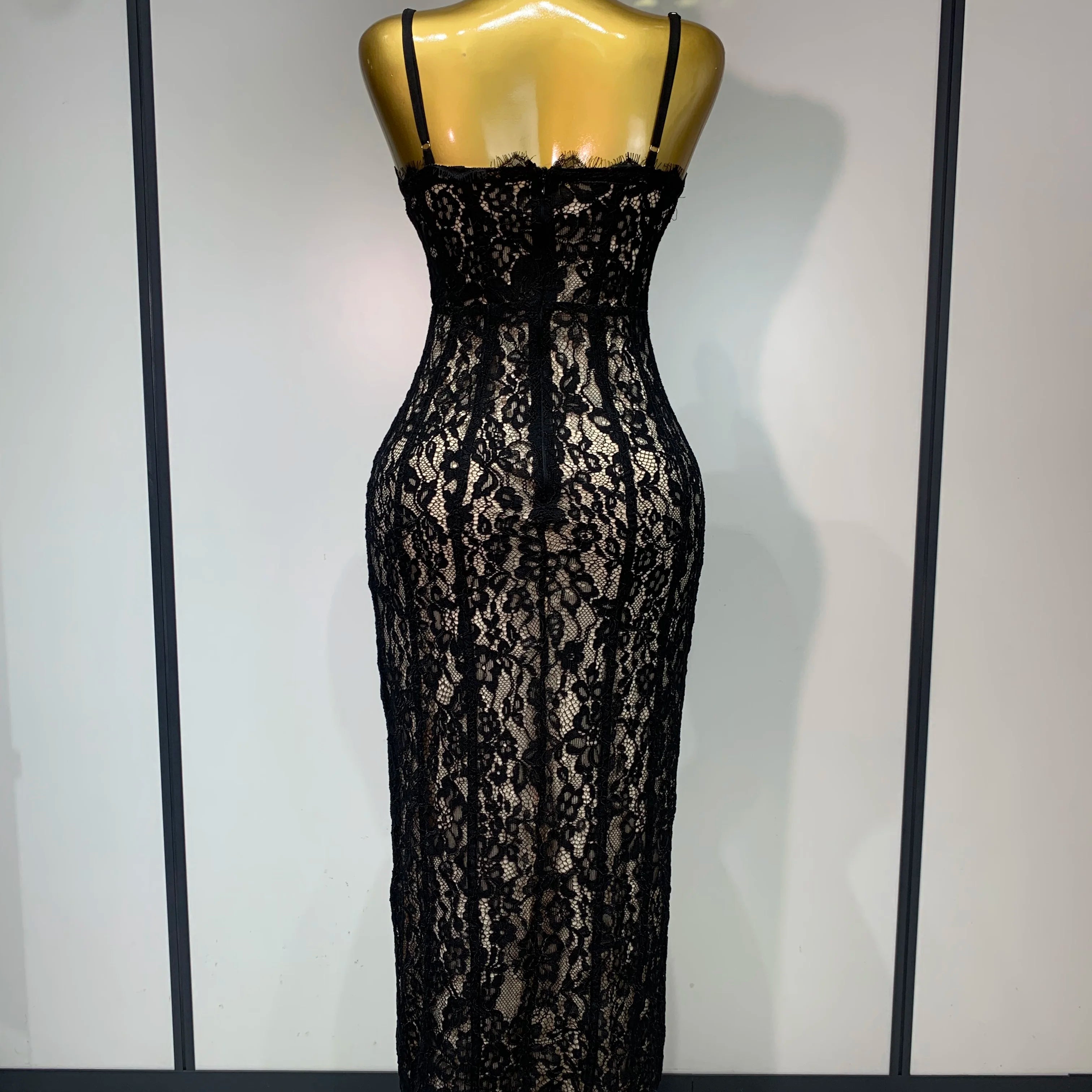 Women Sleeveless Sexy Black Lace Bodycon Long Dress Nightclub Party Celebrate Birthday Evening Party Wedding Guest Prom Gowns