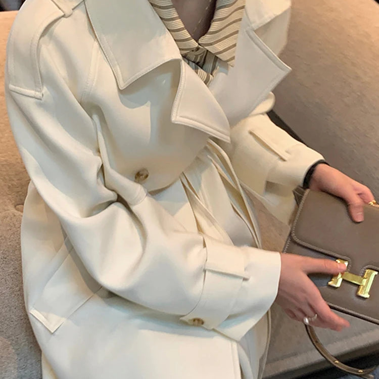 Lautaro Spring Autumn Long Trench Coat for Women Raglan Sleeve Double Breasted Elegant Stylish Chic Luxury Designer Clothes 2025