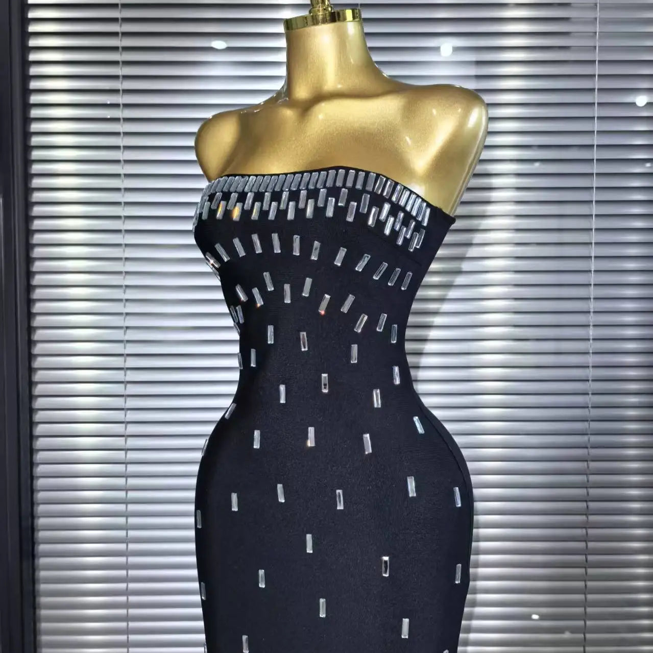 Black Color Women Sexy Strapless Shinning Crystal Bodycon Mini Bandage Dress Celebrate Nightclub Party Cocktail Outfit