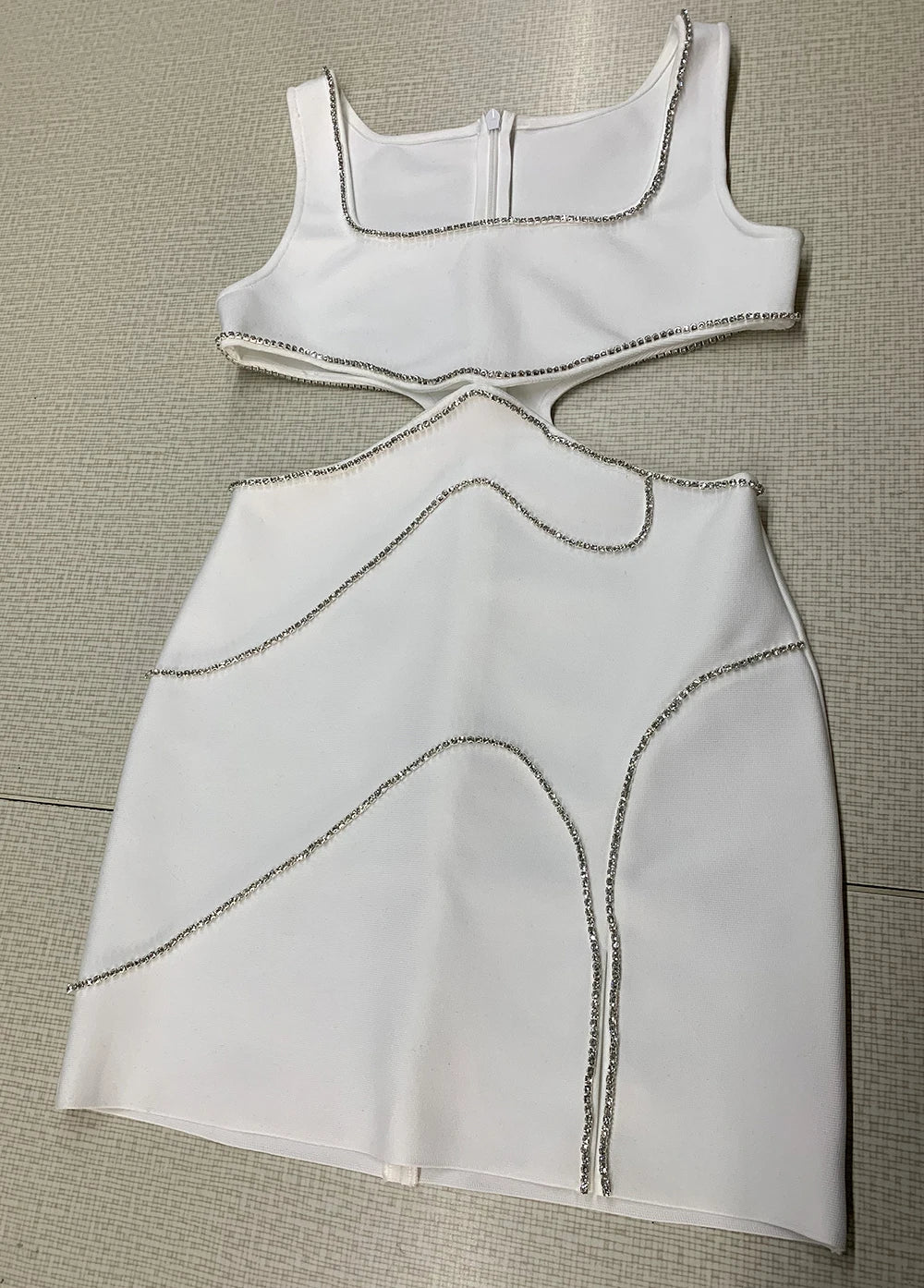 Ailigou 2023 New Summer Women'S White Sexy Luxury Diamond Cut-Out Vest Club Clothing Fashion Sleeveless Mini Bandage Dress