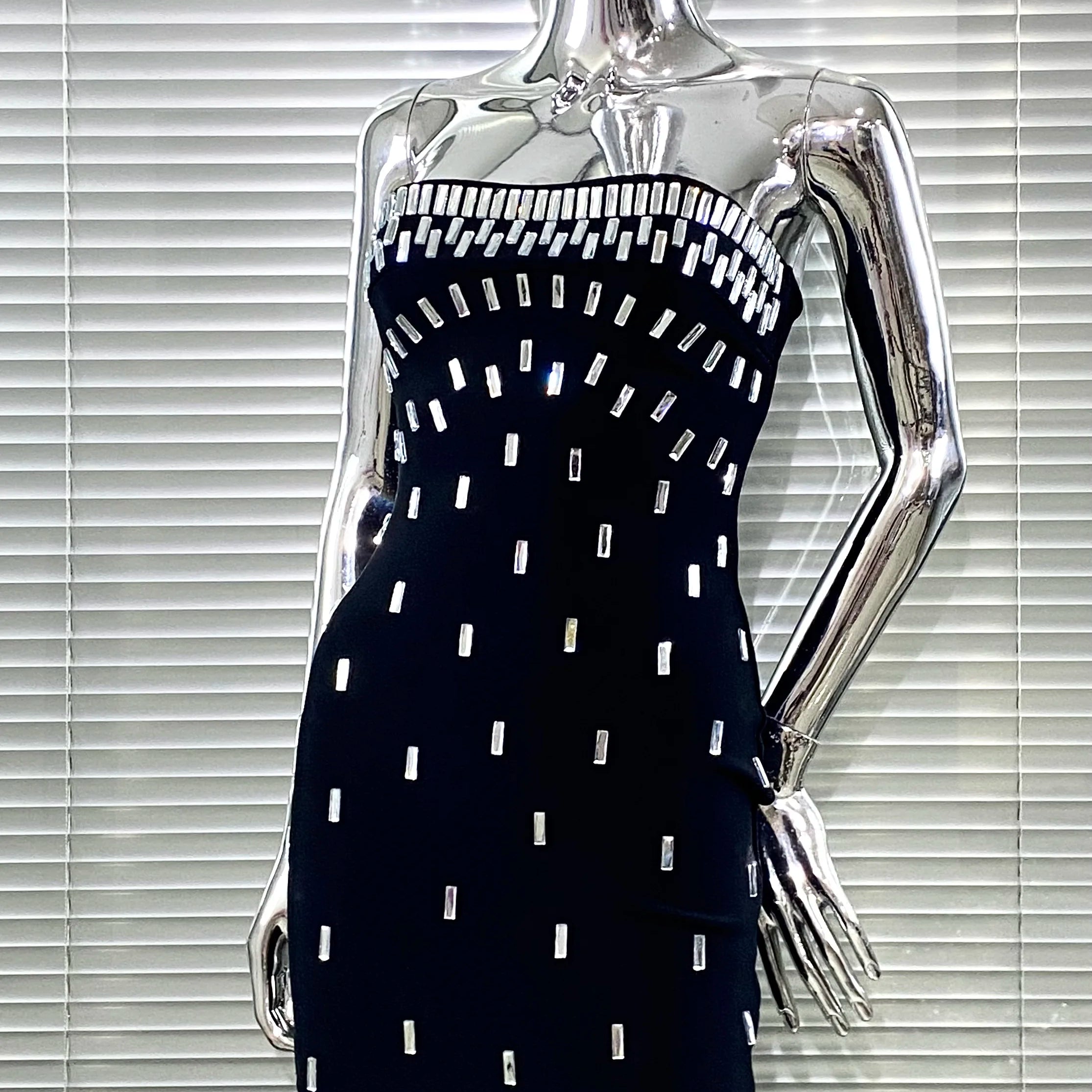 Luxury Woman Bandag Dress Sparkling Diamonds Strapless Black Mini Dress Celebrity Birthday Party Vestido Music Festival Outfit