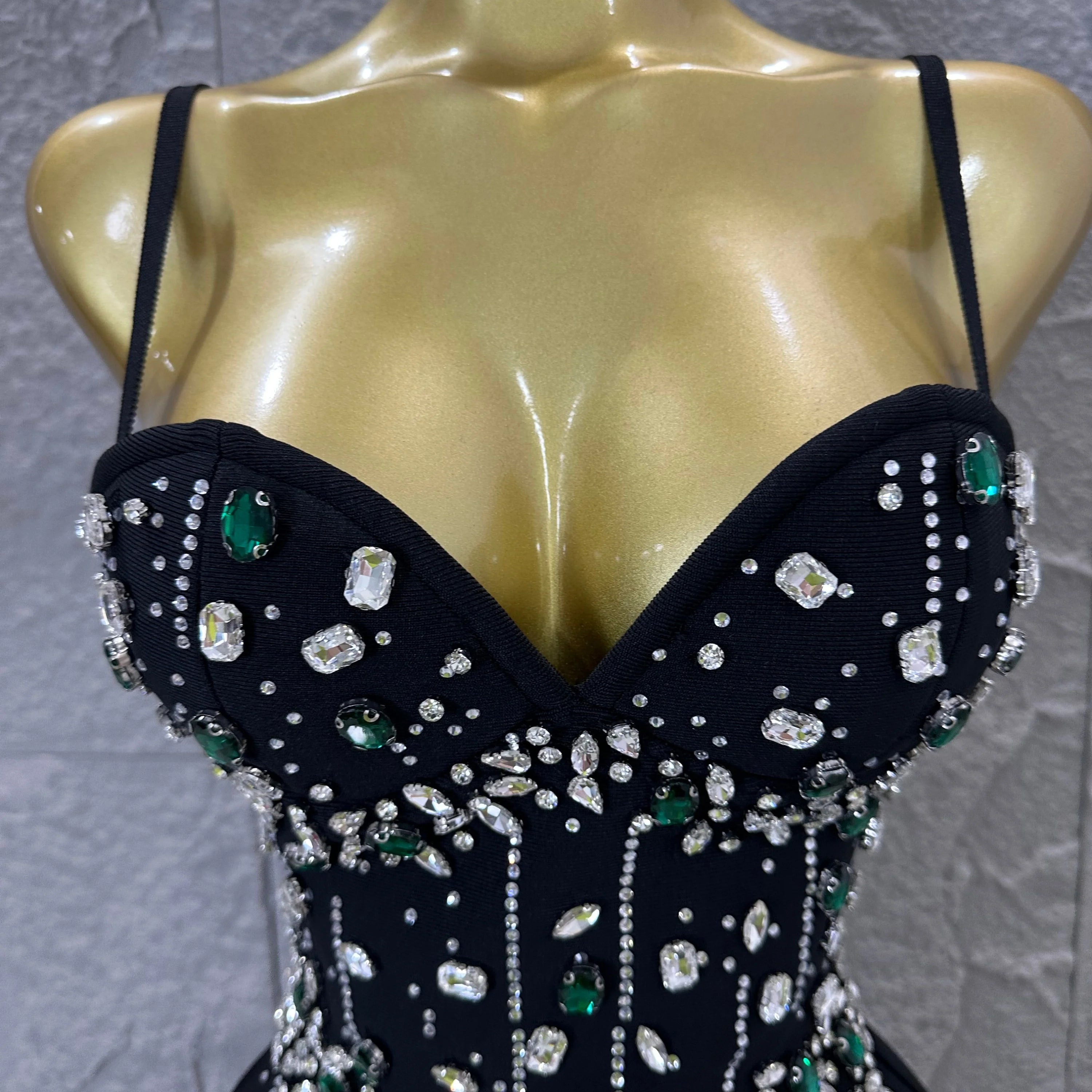 Sophisticated Black Bandage Midi Dress Women Spaghetti Strap Sweetheart Neck Rhinestone Emerald Bodycon Evening Gown
