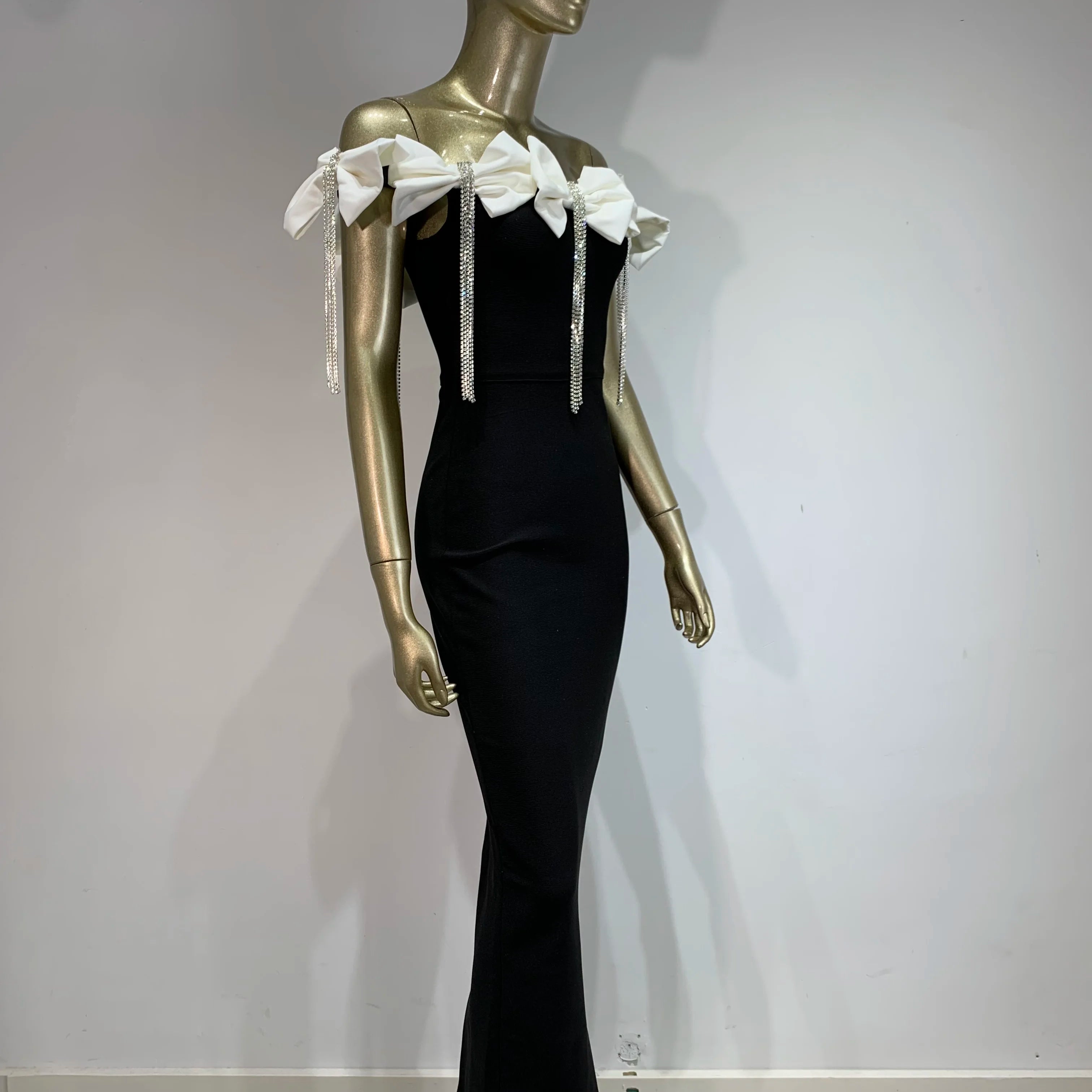 2024 New Women Sexy Off the Shoulder Bodycon Bandage Long Dress Bow Chain Elegant Evening Party Celebrate Birthday Dress