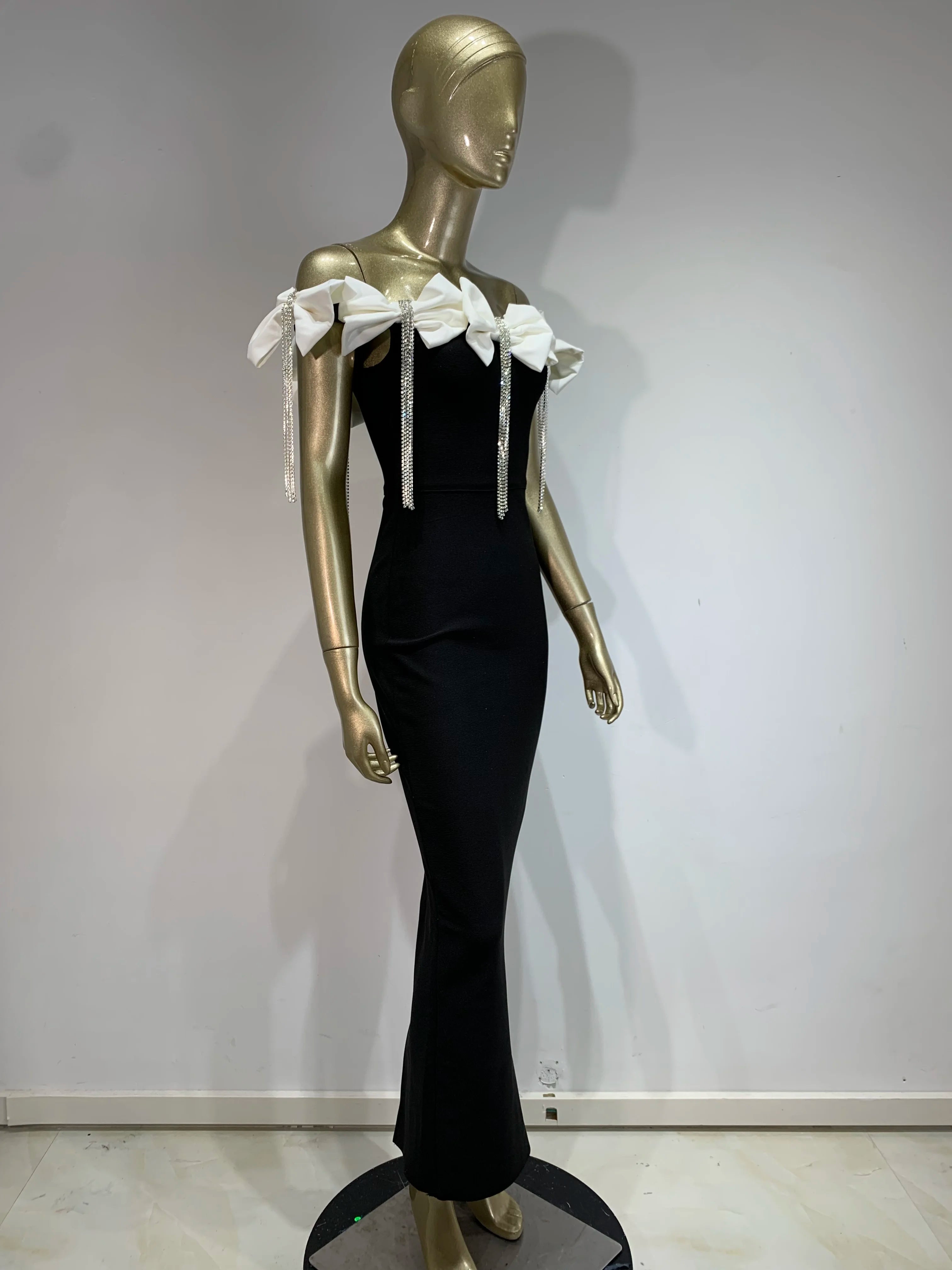 2024 New Women Sexy Off the Shoulder Bodycon Bandage Long Dress Bow Chain Elegant Evening Party Celebrate Birthday Dress