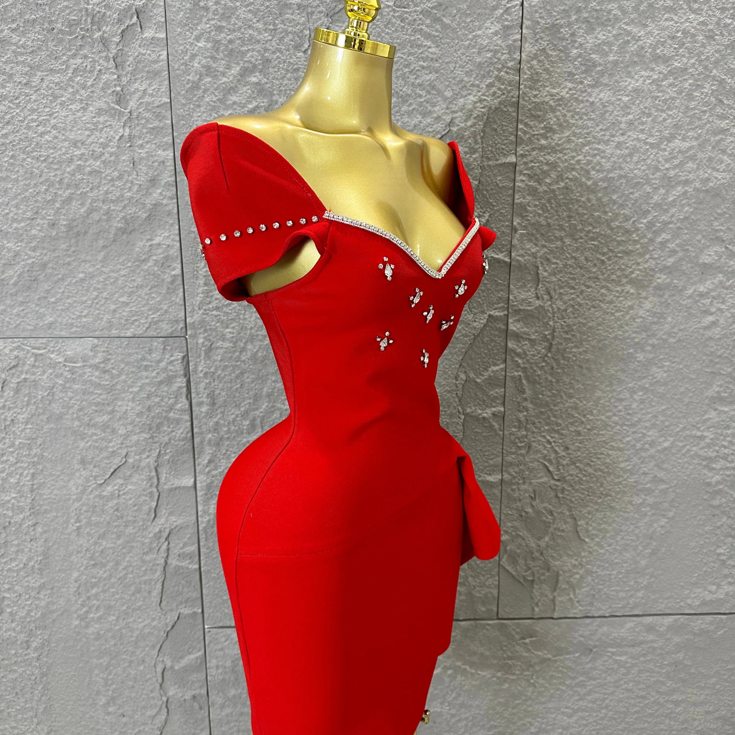 Elegant Black Red Off-Shoulder Mini Dress Women Sexy Crystal Embellished Ruffle Waist Bodycon Outfit Formal Event Party Costume