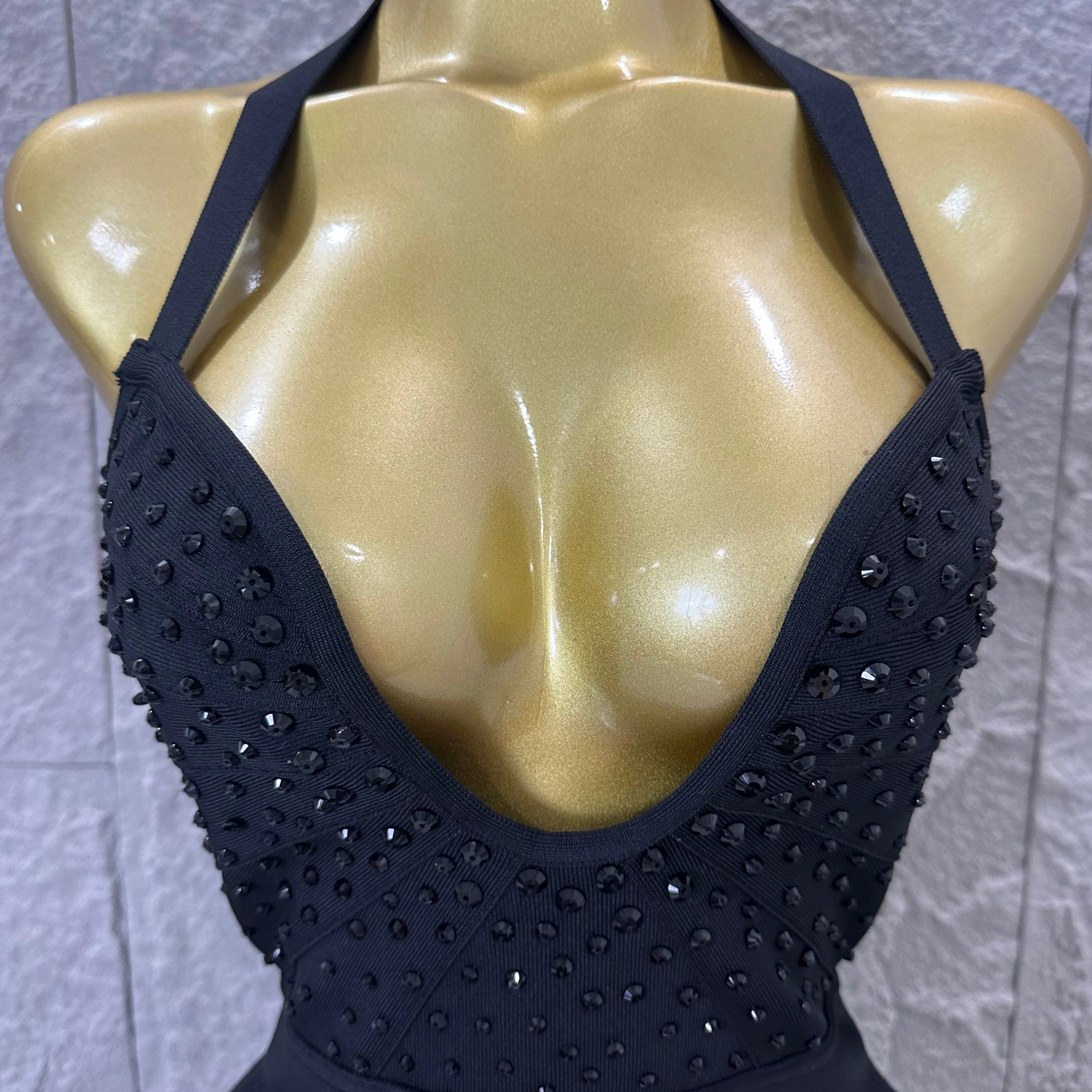 Elegant Black Plunge Halter Neck Dress Sparkle Beaded Top Fitted Mermaid Floor Length Evening Banquet Formal Dinner Event Outfit
