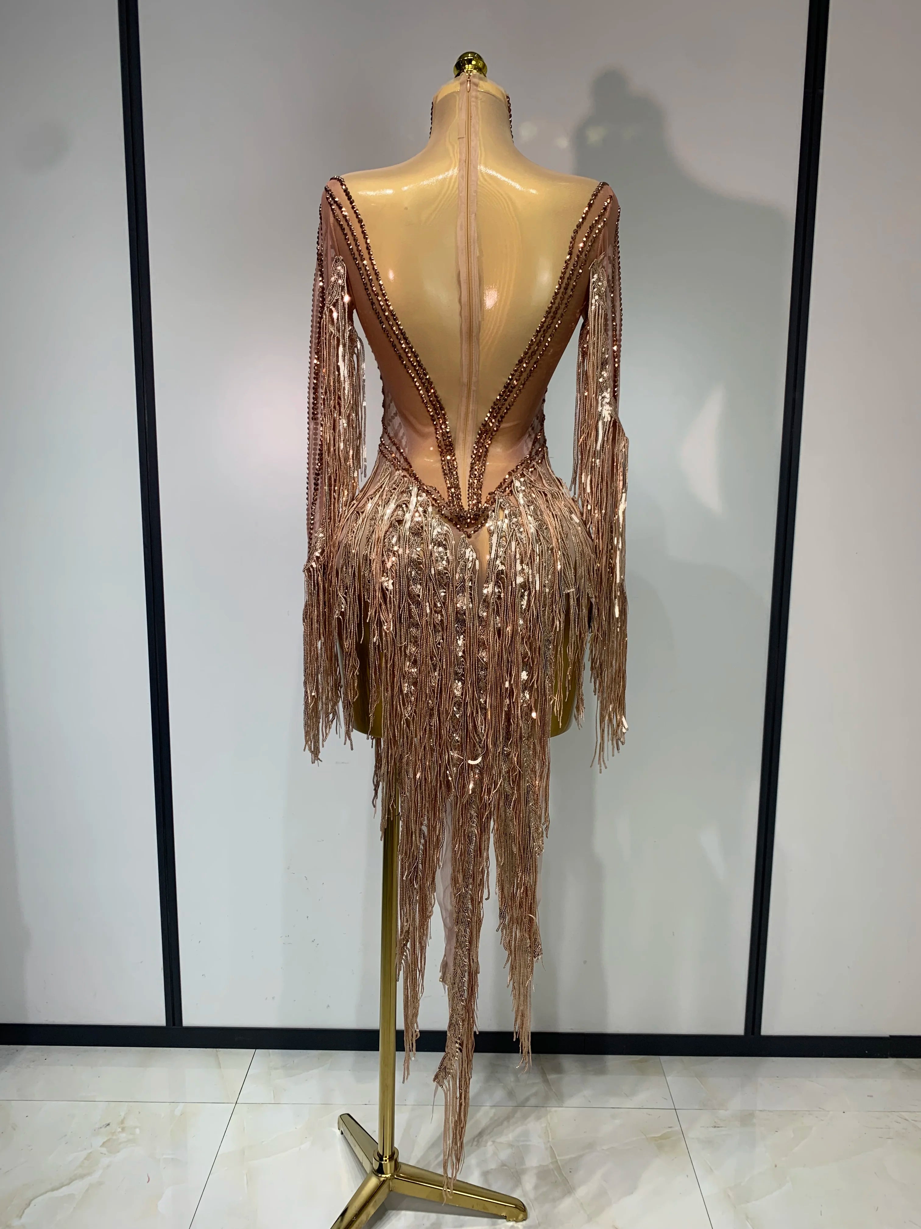Women Sexy Long Sleeve Tassel Diamond Dress Luxury Birthday Evening Party Costume Nightclub Celebrity Stage Performance Outfit