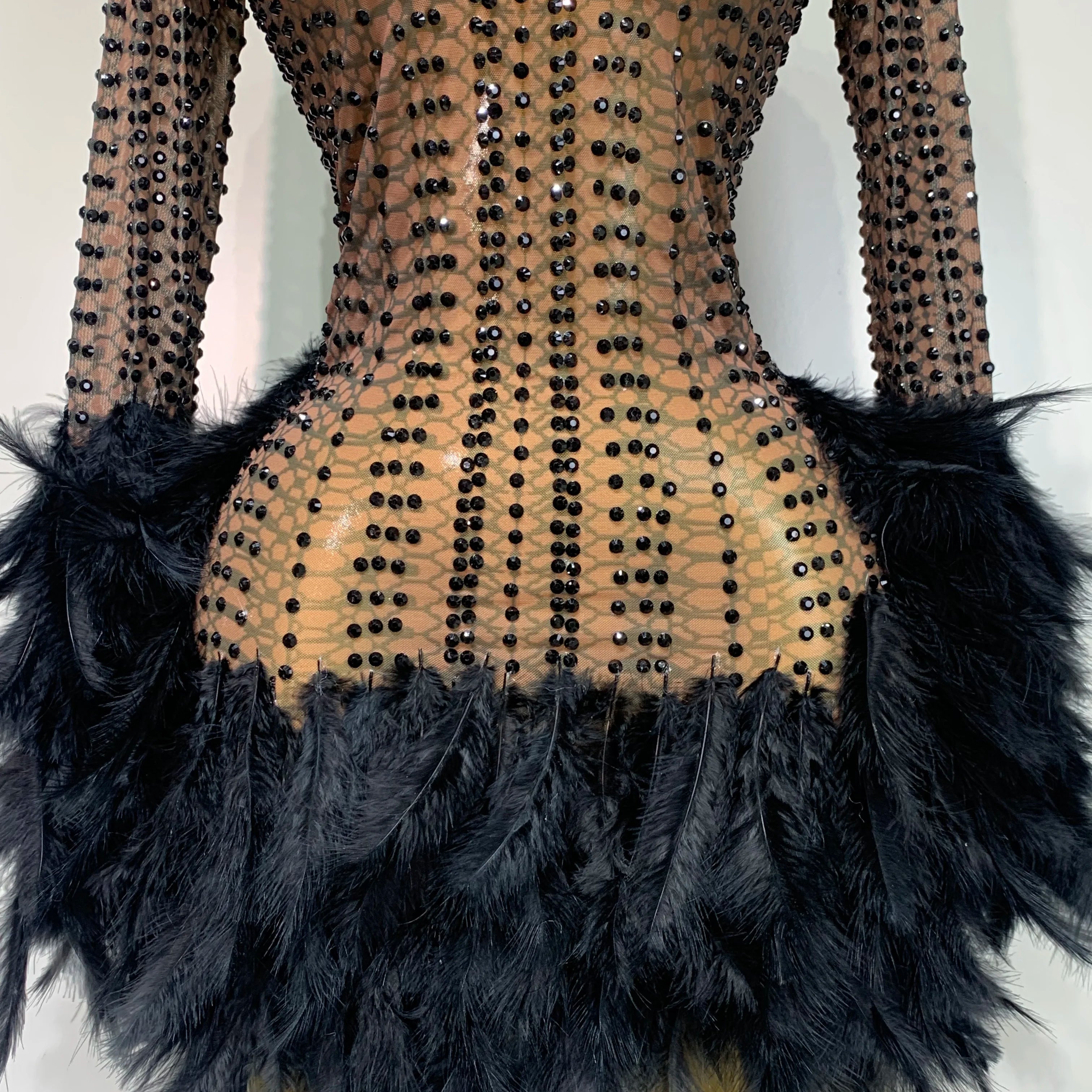 Women Luxury Birthday Dress Rhinestones Mesh Feathers Bodycon Mini Celebrity Evening Club Party Dress Nightclub Stage Outfit