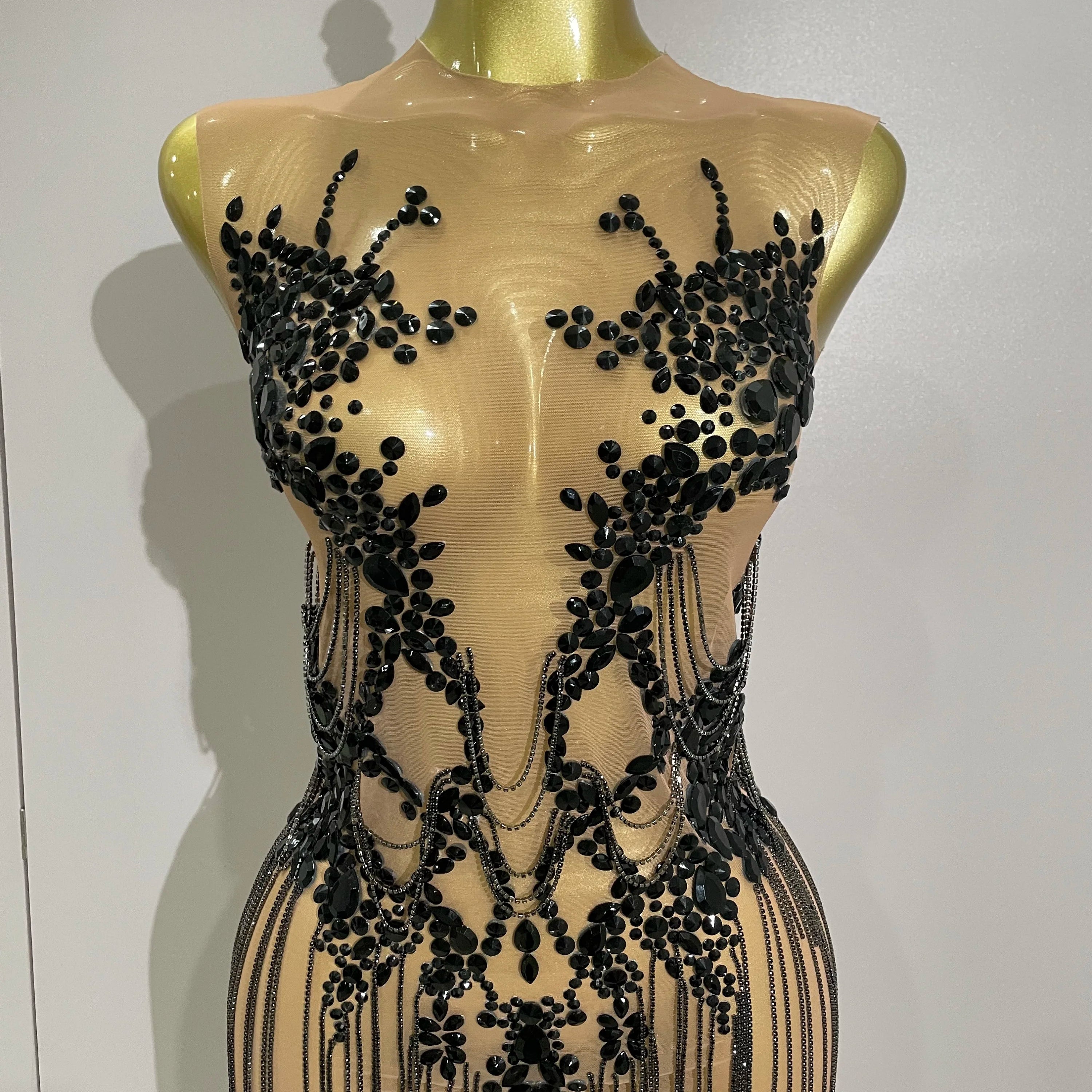 Luxury Sparkly Rhinestones Chain Sleeveless Mini Dress 2025 Women Sexy Performance Dance Nightclub Outfit Birthday Party Dress