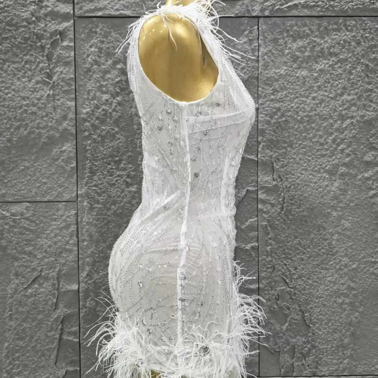 White Color Women Sleeveless Sexy V-Neck Bodycon Mini Dress Feathers Celebrate Birthday Party Cocktail Outfit Wholesale