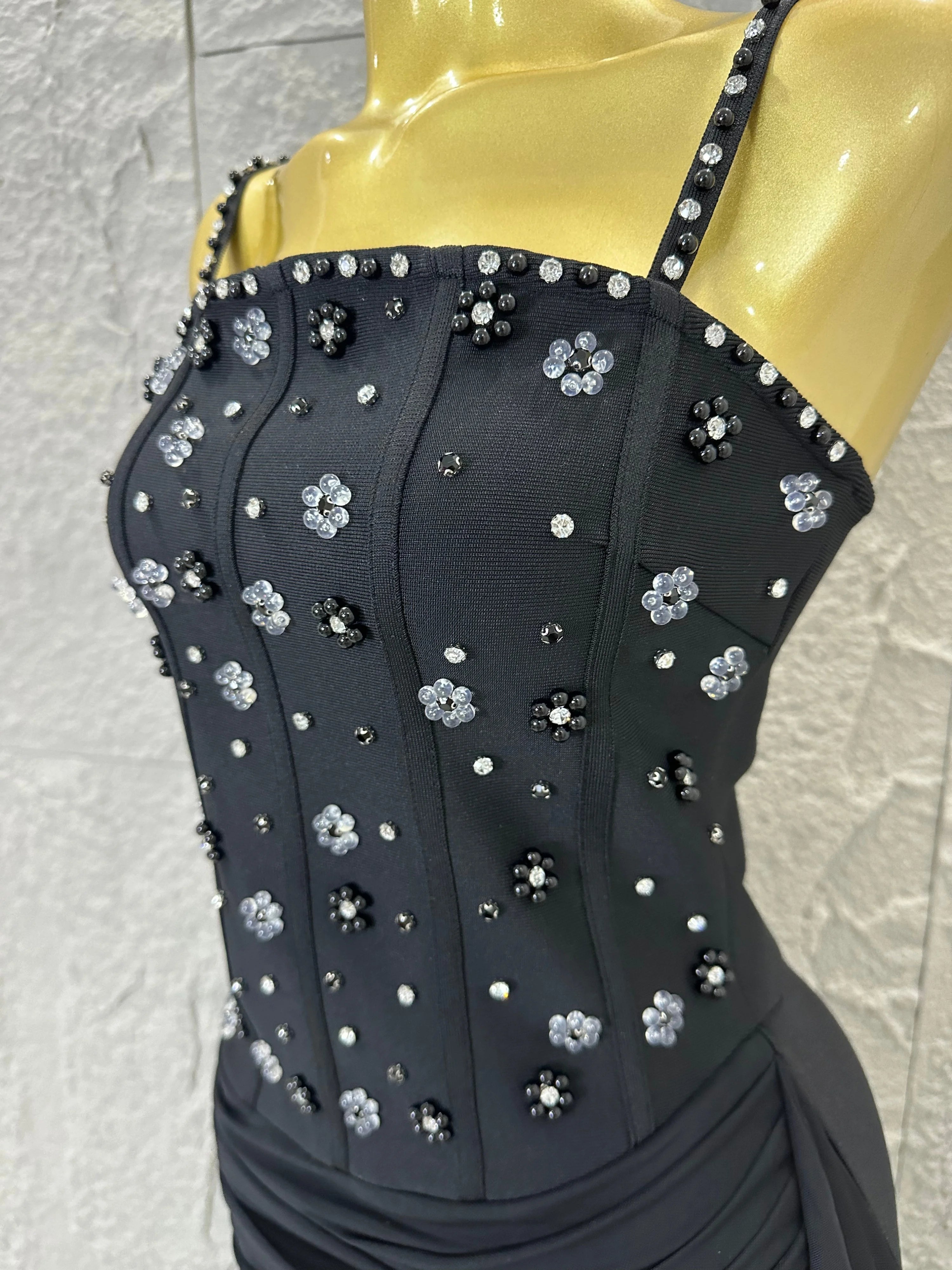 Luxury Black Beaded Corset Maxi Dress Spaghetti Strap Ruched Draped Skirt Formal Gala Evening Cocktail Photoshoot Party Dress