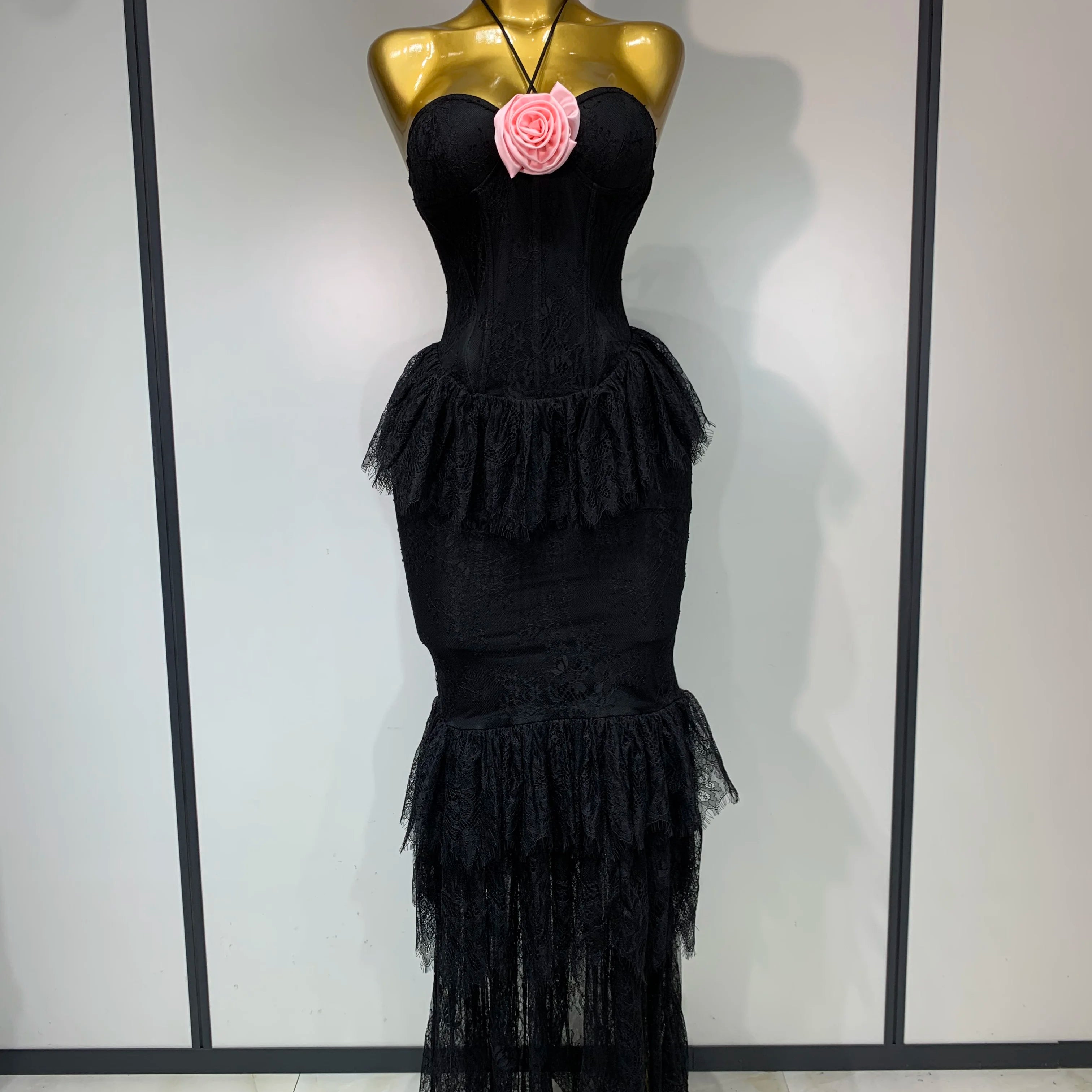Luxury Sexy Lace Halter Flower Ruffles Long Dress Women Black Sleeveless Backless Bodycon Dresses Evening Party Birthday Dress black
