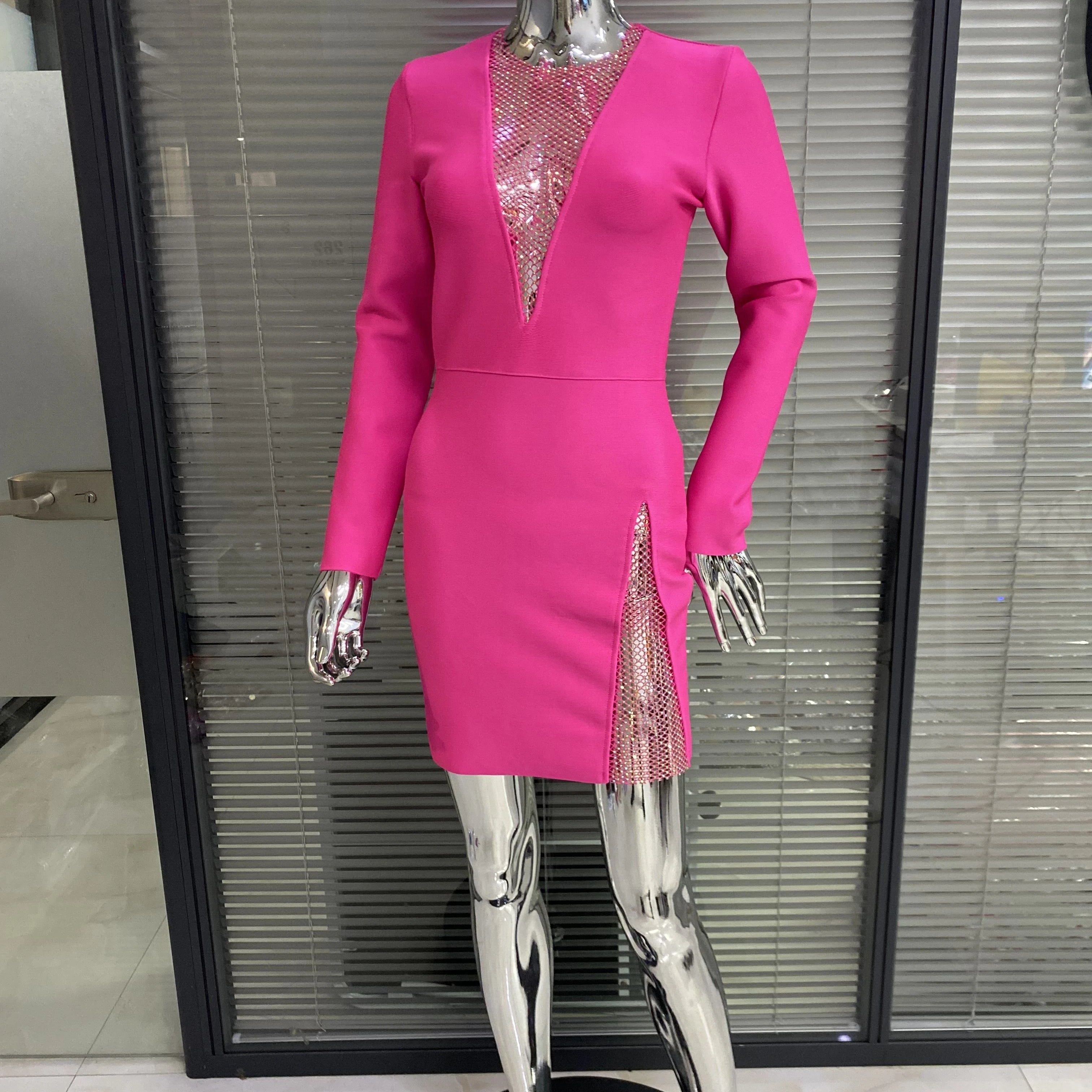 New Winter Women Black Beading Long Sleeve Rayon Bandage Sexy Hollow Out Mini Club Celebrity Runway Party Dress Rose Red