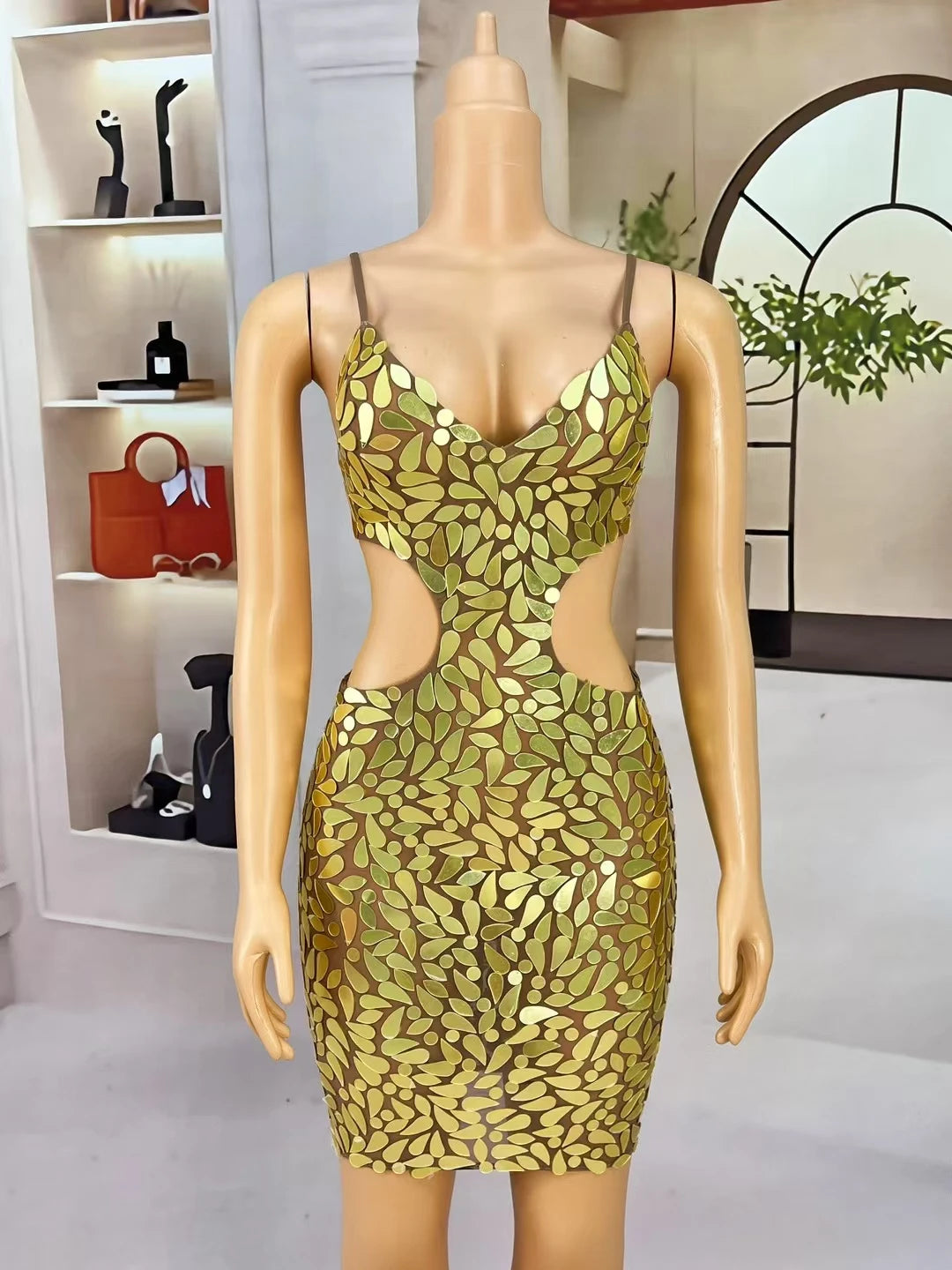 Sexy Backless Strap Deep V Mini Dress Gloden Sequins Evening Dress Birthday Party Queen Maxi Dress Club Chic Dress Huangjinban