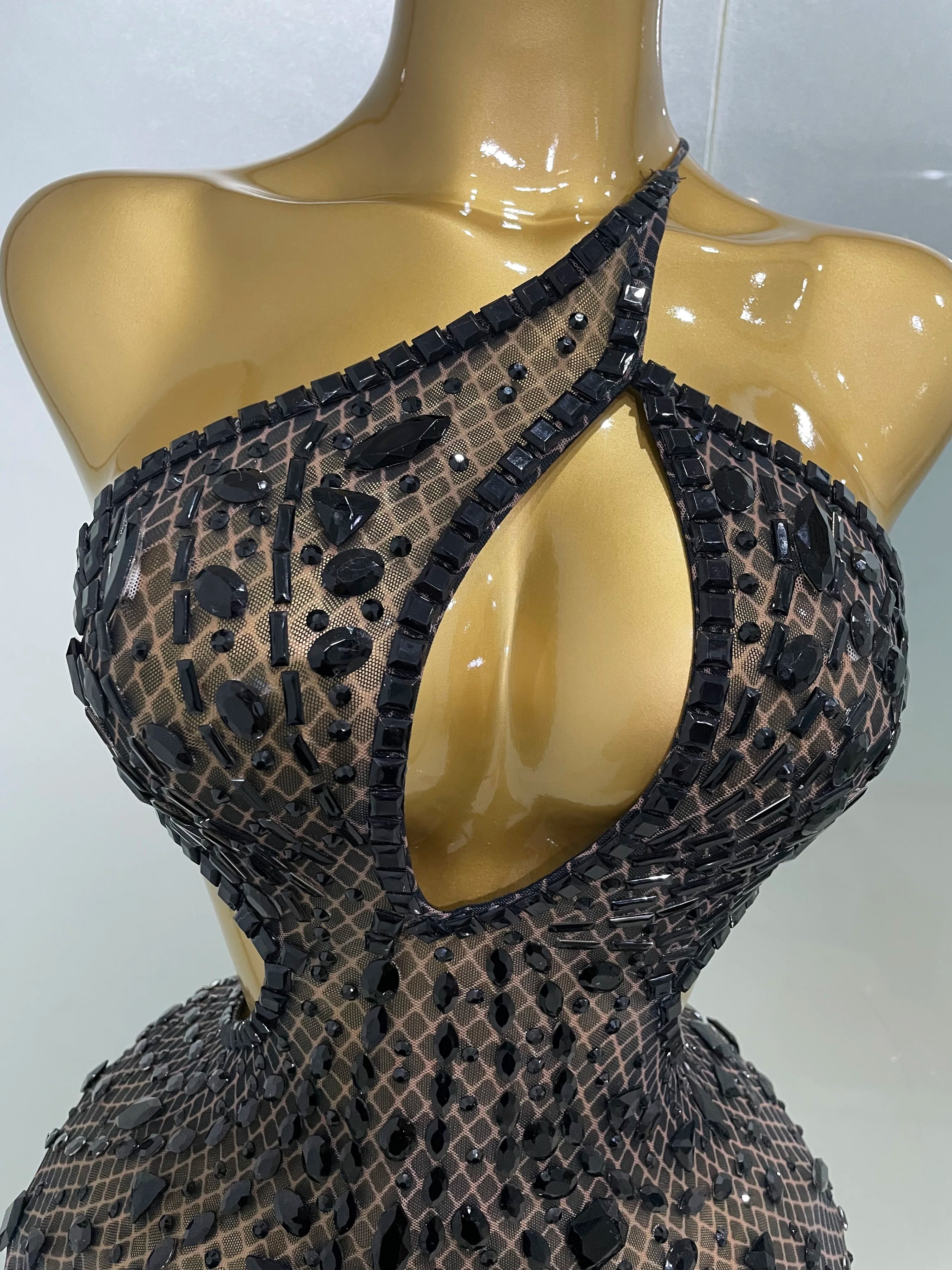 2025 Luxury Sexy Backless Hollow Out Sparkle Diamond Evening Prom Women Birthday Celebrate Stage Nightclub Outfit