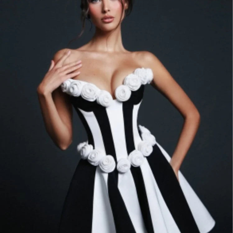 2025 Stereoscopic White Flowers White and Black Bandage Mini Dress Sweet Woman Birthday Party Vestido Celebrity Party outfit！