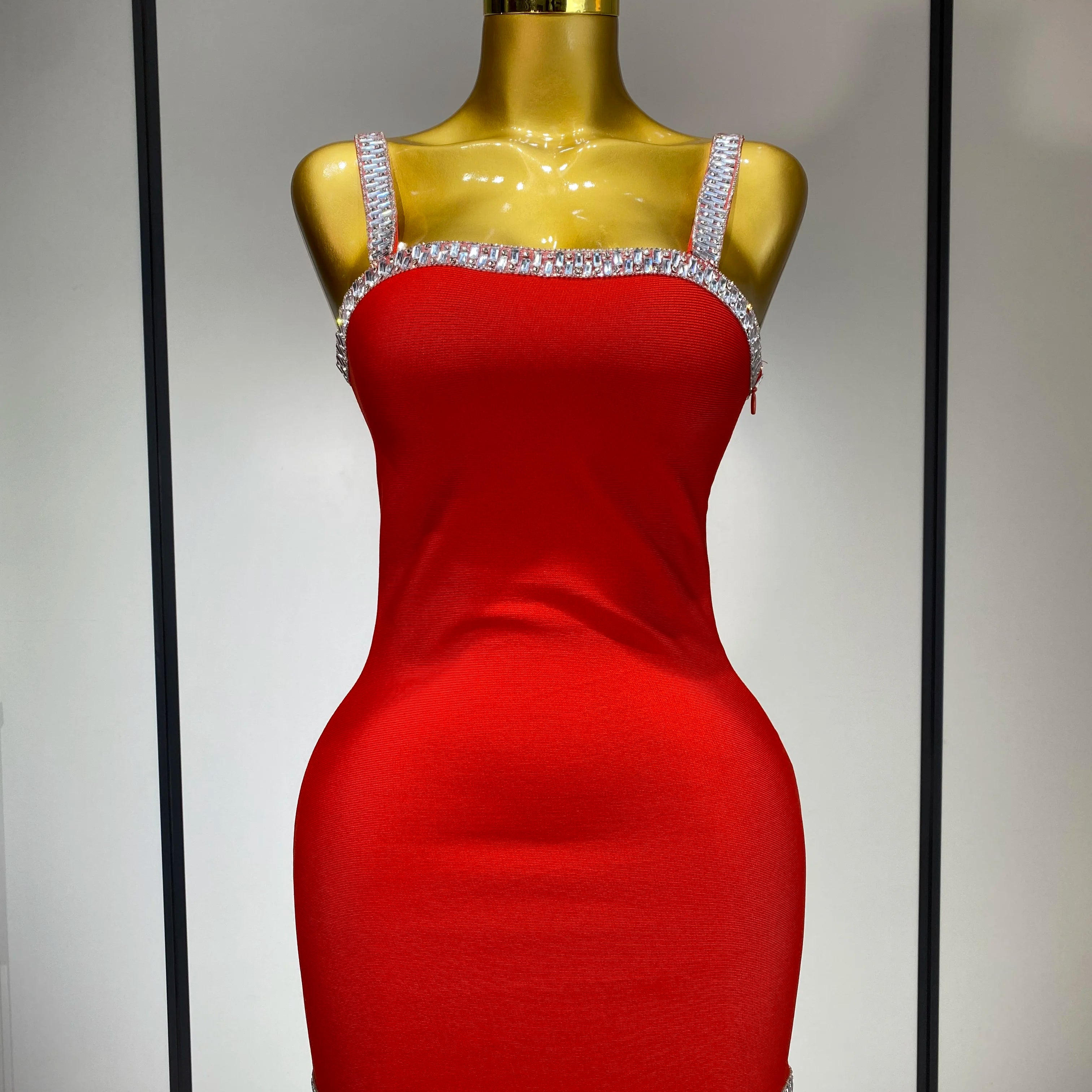 Women Sexy Black Red Sparkly Mini Bodycon Bandage Dress Sleeveless Luxury Diamonds Elegant Evening Club Party Birthday Dress Red