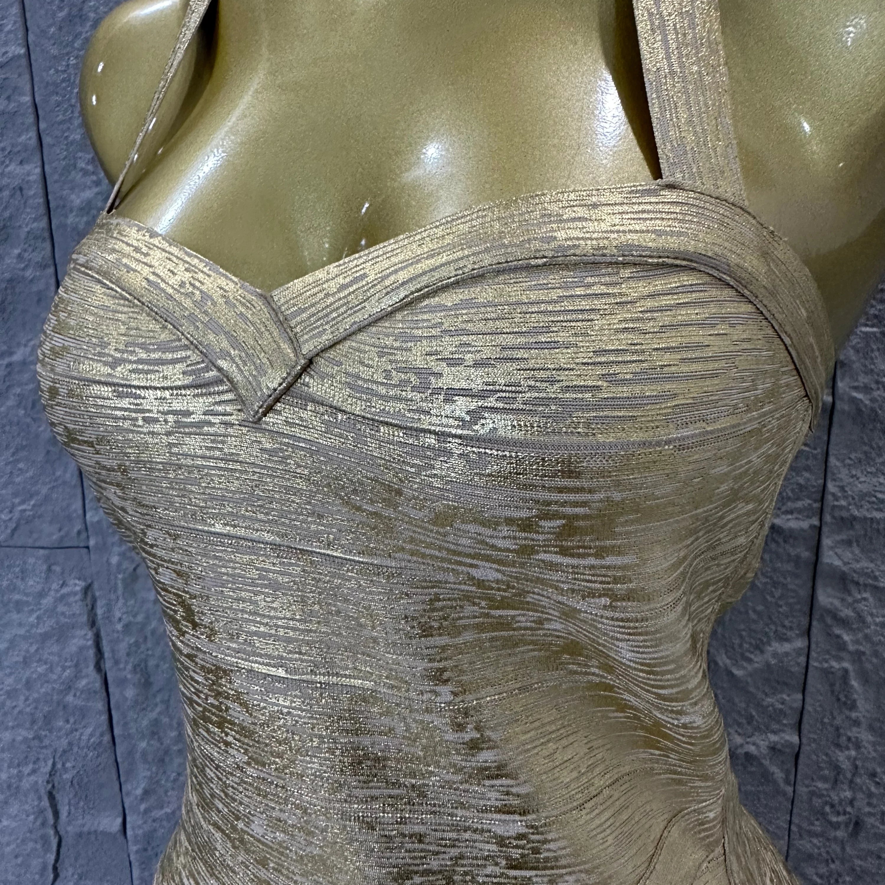 Elegant Gold Metallic Bandage Mini Dress Women Halter Neck Sweetheart Bodycon Formal Event Cocktail Party Costume