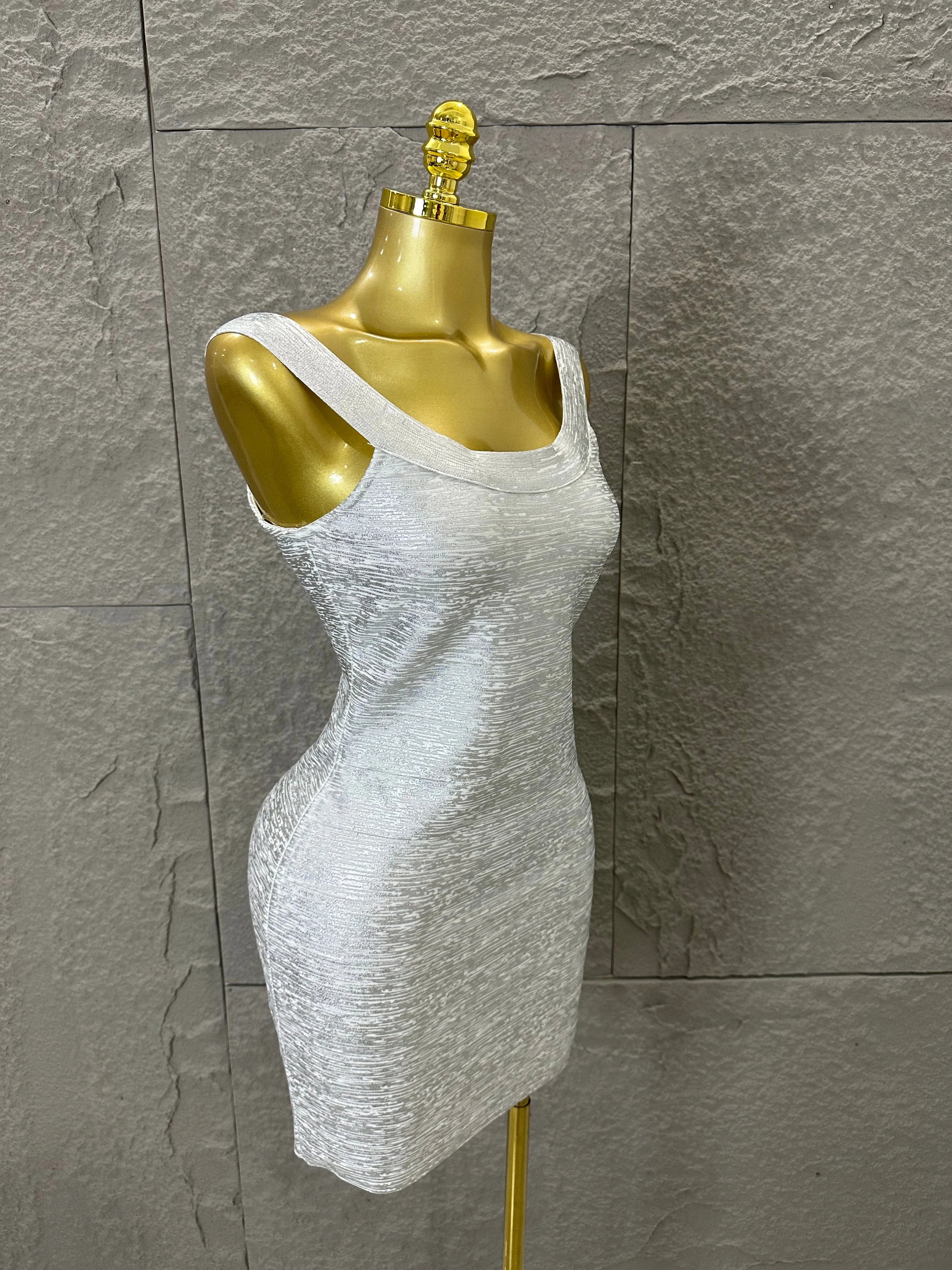 Women Sexy Elegant 2026 Silver Gold Metallic Bandage Mini Dress Women Sleeveless Bodycon Formal Event Cocktail Party Costume