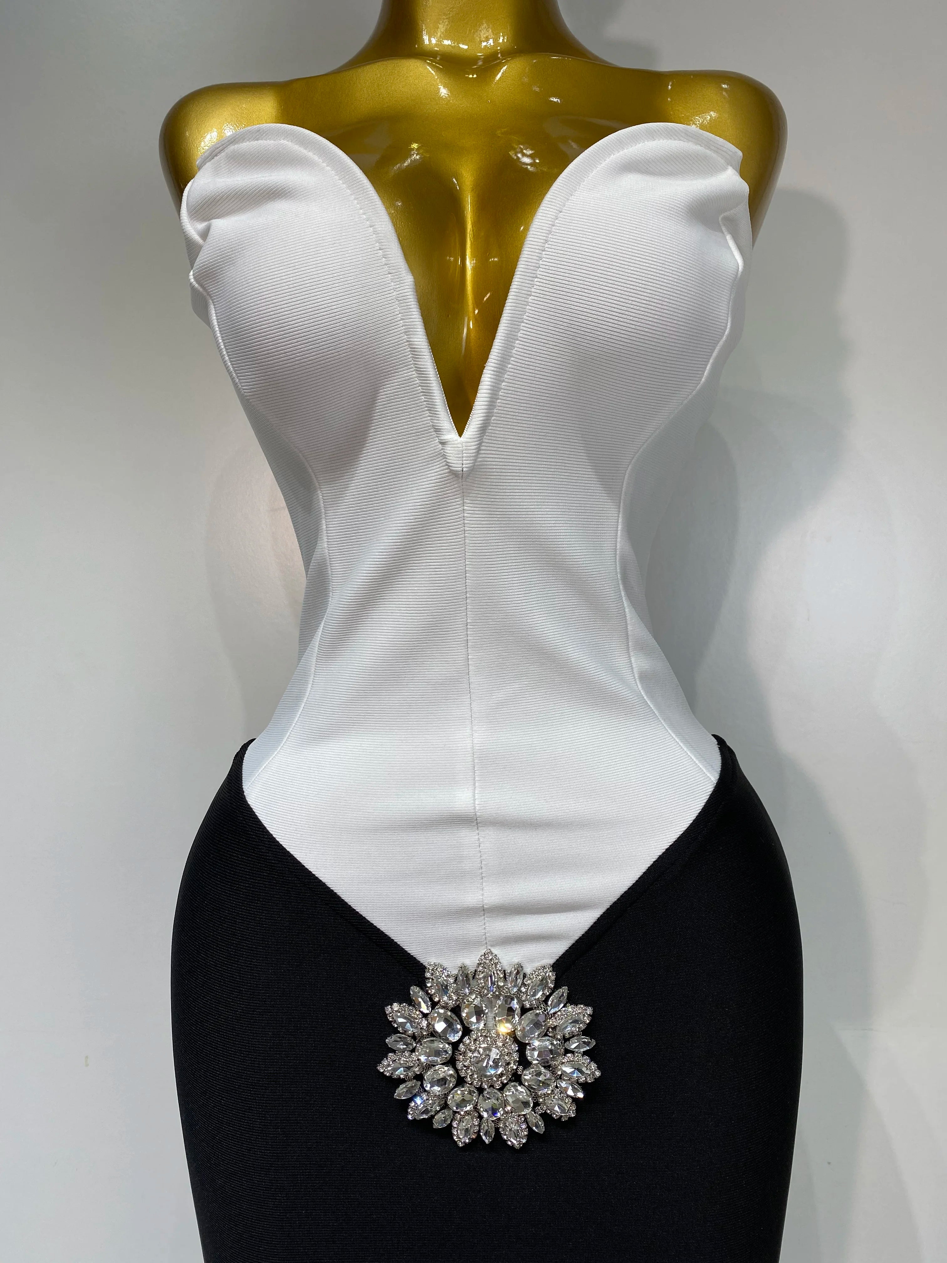 Sexy Bodycon Bandage Dress Strapless Diamond Flower Maxi Long Elegant Dresses 2025 Luxury Birthday Dress Club Party Prom Gowns