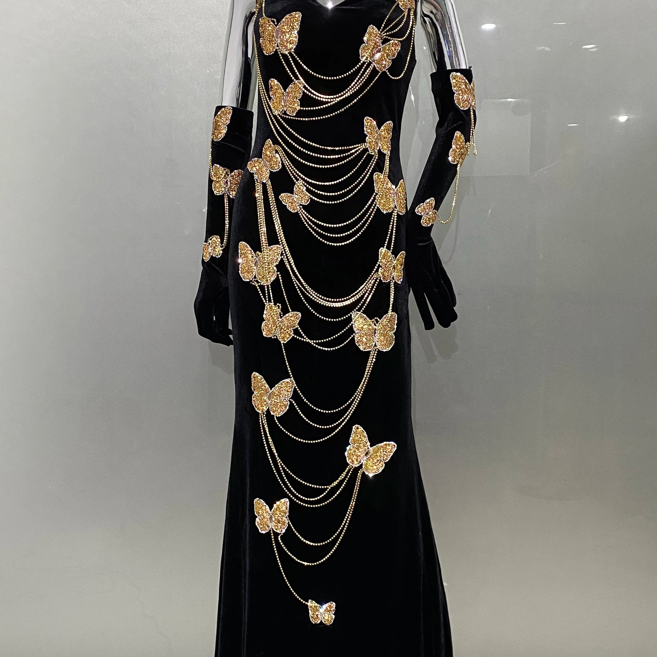 Fashionable Gloves Gold Shining Diamond Butterfly Strapless Black Long Dress Celebrity Luxury Evening Dress Performance costume