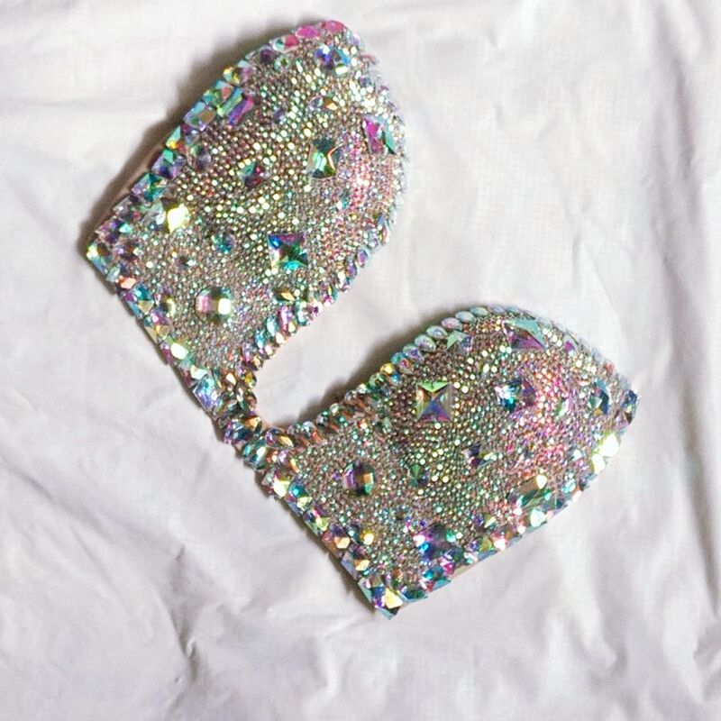 Sexy Gathered Bikini Bra Luxury Crystal Diamond Women's Swimwear Tops High-End Rhinestone Female's Swimwear Brassiere