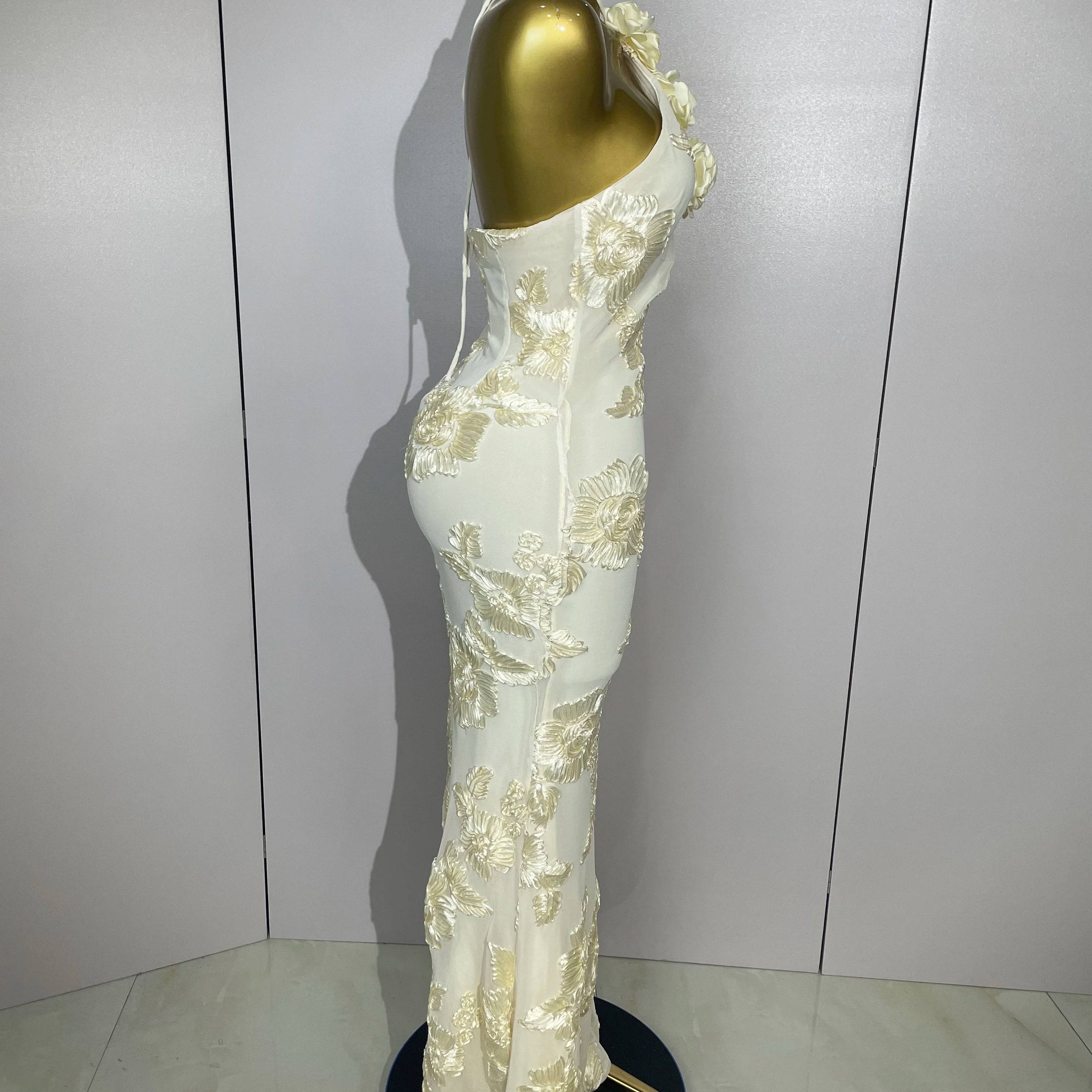 2025 New Sexy Halter High Waist Slim Embroidery Floral Long Dress Women Celebrate Evening Party Prom Fashion Cocktail Outfit