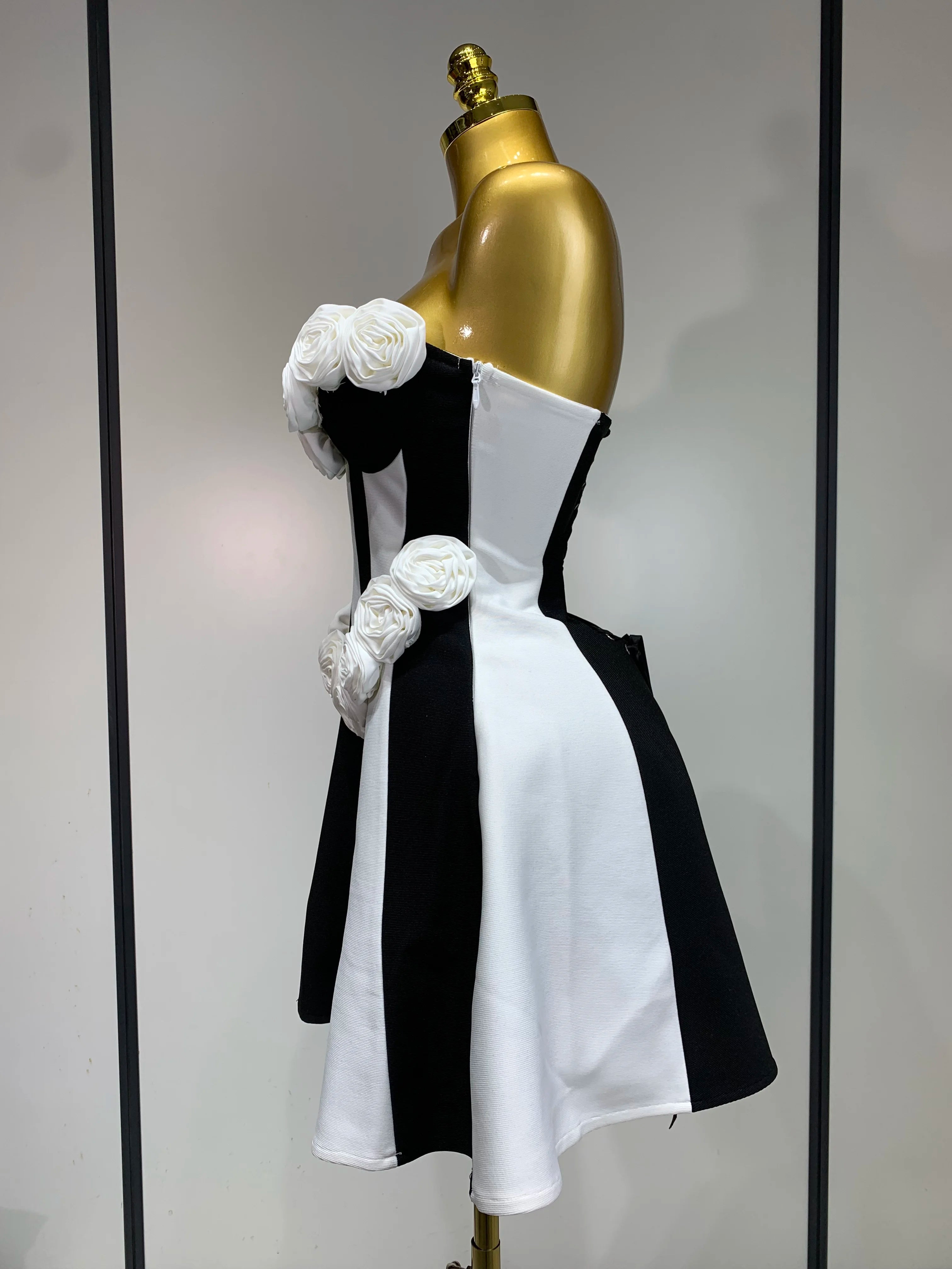 Women Flower Decoration Strapless Black White Stripe Bandage Short Dress Cocktail Party 2025 Elegant Evening Club Party Dress