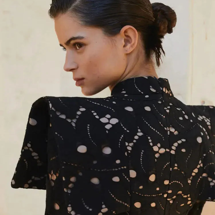 Elegant Hollowed Lace Maxi White Dress Women Fashion Mock Neck Long Sleeved Shoulder Padded Robes 2024 Evening Women's Clothing