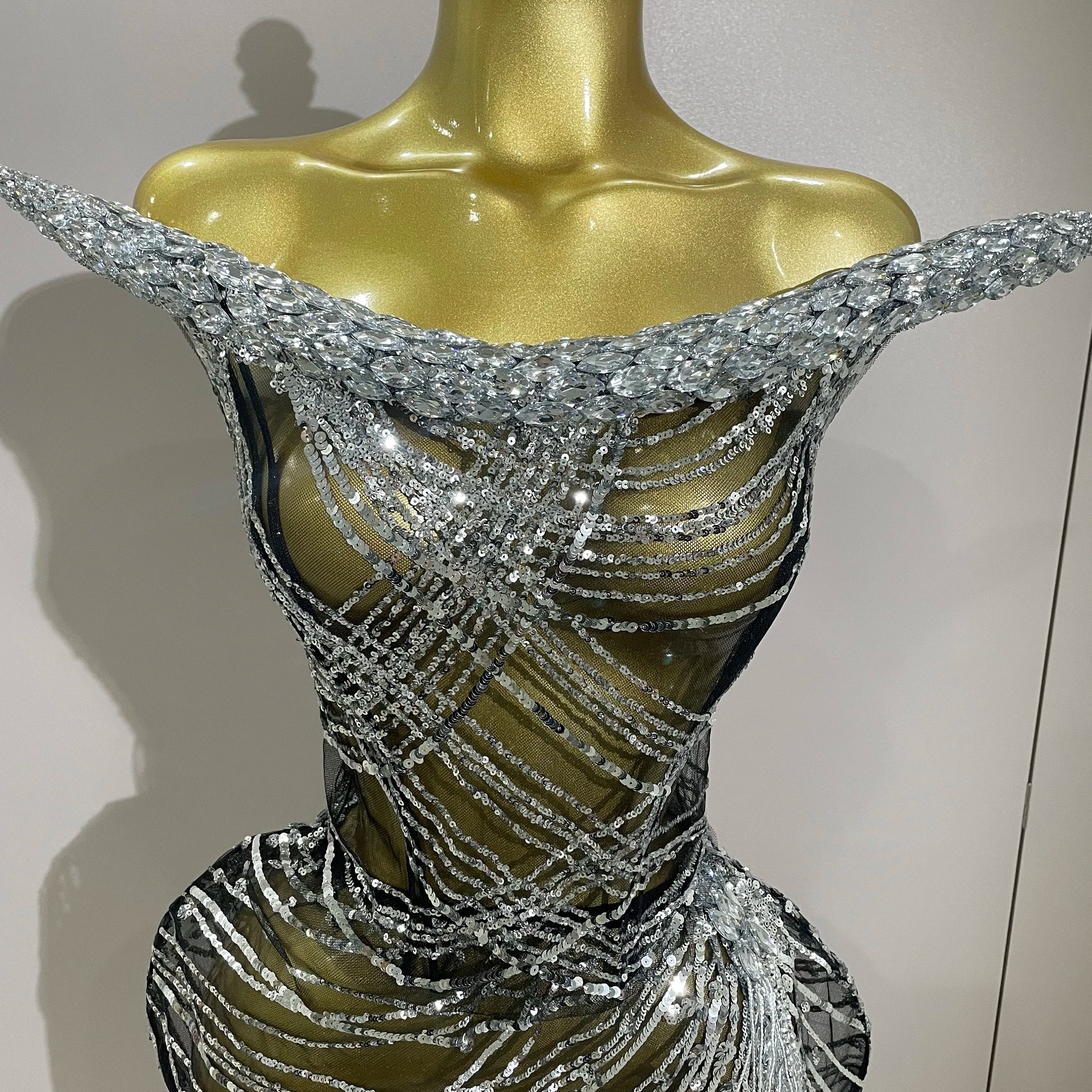 Stock Sexy Shinning Diamond Tassels Chain Strapless Tops Skirt 2 PCS Women Evening Party Celebrate Nightclub Performance Costume