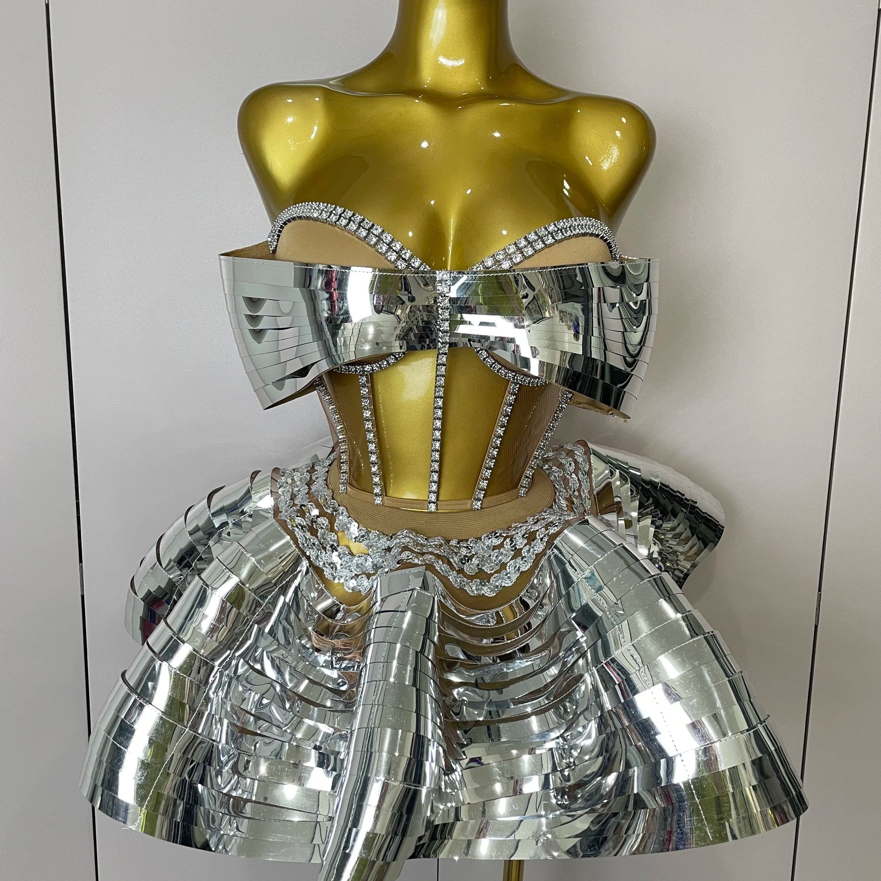 2025 Women Silver Sequins Rhinestone Sexy Backless Two Piece Set Birthday Party Club Fancy Outfit Stage Performance Costume Silver