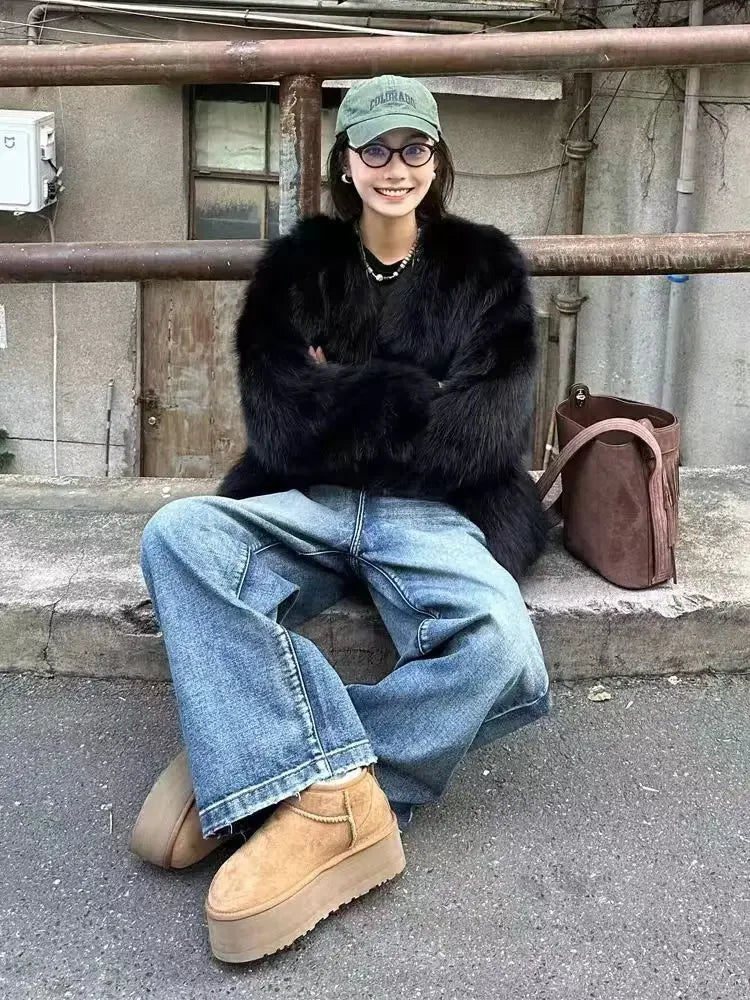 Winter New Fox Fur Environmental Protection Fur Coat for Women Black Short Slim Fit Fashionable Age Reducing Top for Women