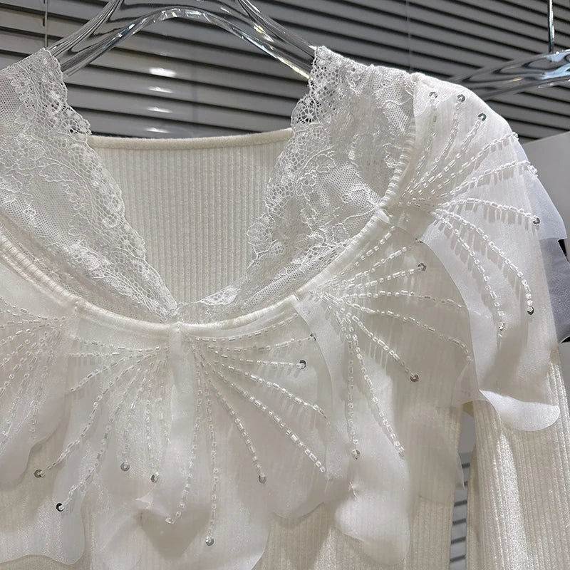 Winter New Elegant Fashion V-neck Lace Patchwork Chiffon Floral Cotton Knitted T-shirt For Women Slim Fit Top 11A07823