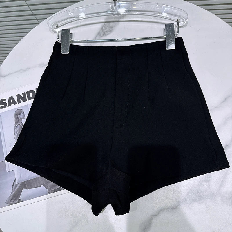 Winter New Fashion Solid Color Simple Design Woolen High-Waist Shorts For Women Black Wide-leg Short Pants 11A07611