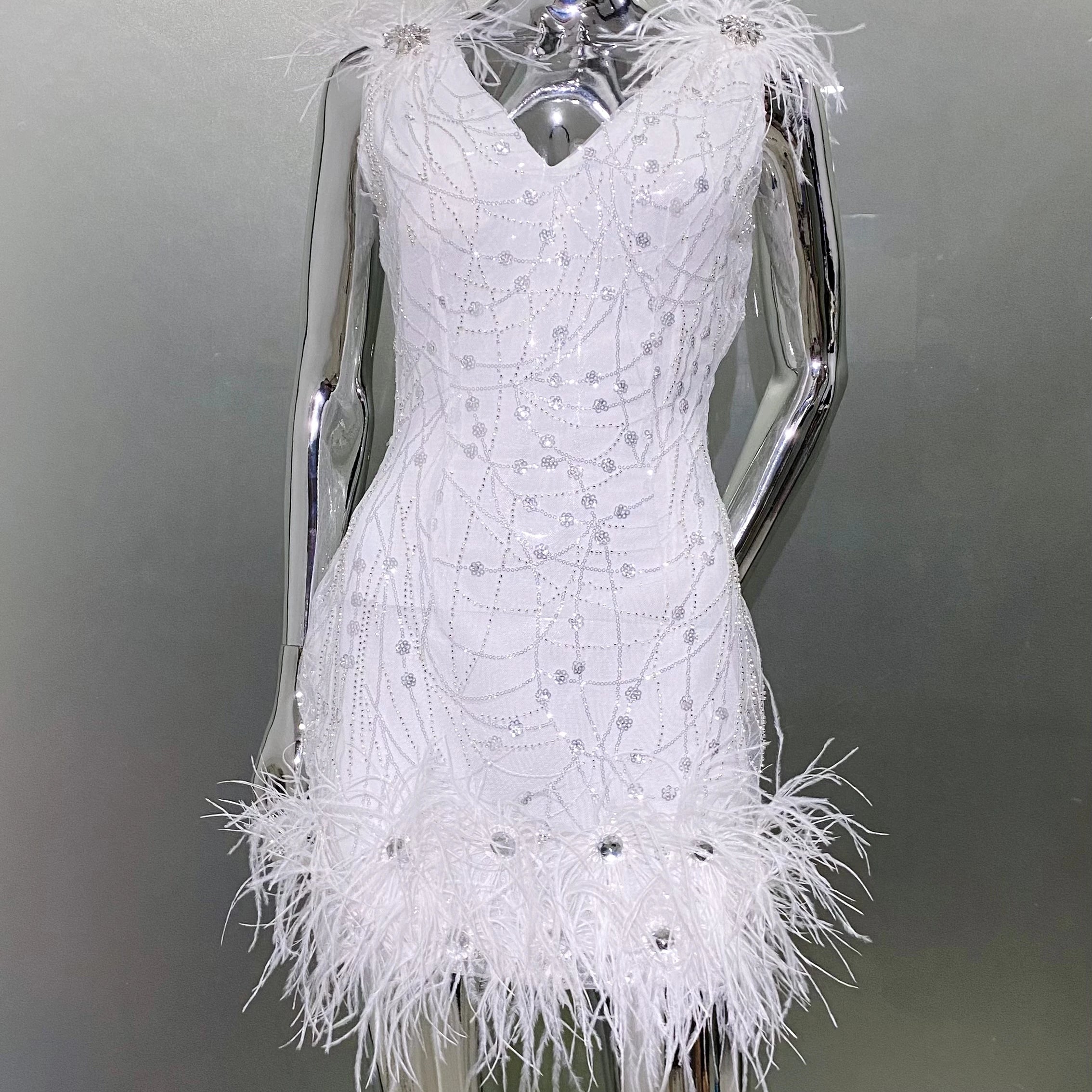 White Color Women Sleeveless Sexy V-Neck Bodycon Mini Dress Feathers Sequins Celebrate Evening Party Birthday Dress WHITE