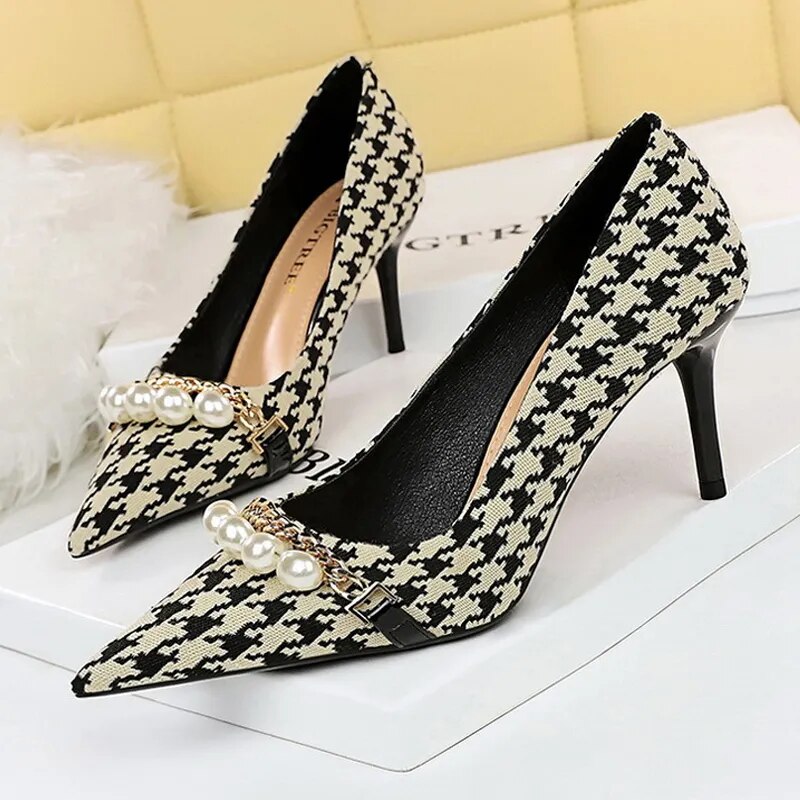 Spring Women Pumps Pearl Metal Chain High-heels Checked Grain Stilettos Women's Heels Luxury Banquet Shoes 43 9283-A1-black-7.5CM