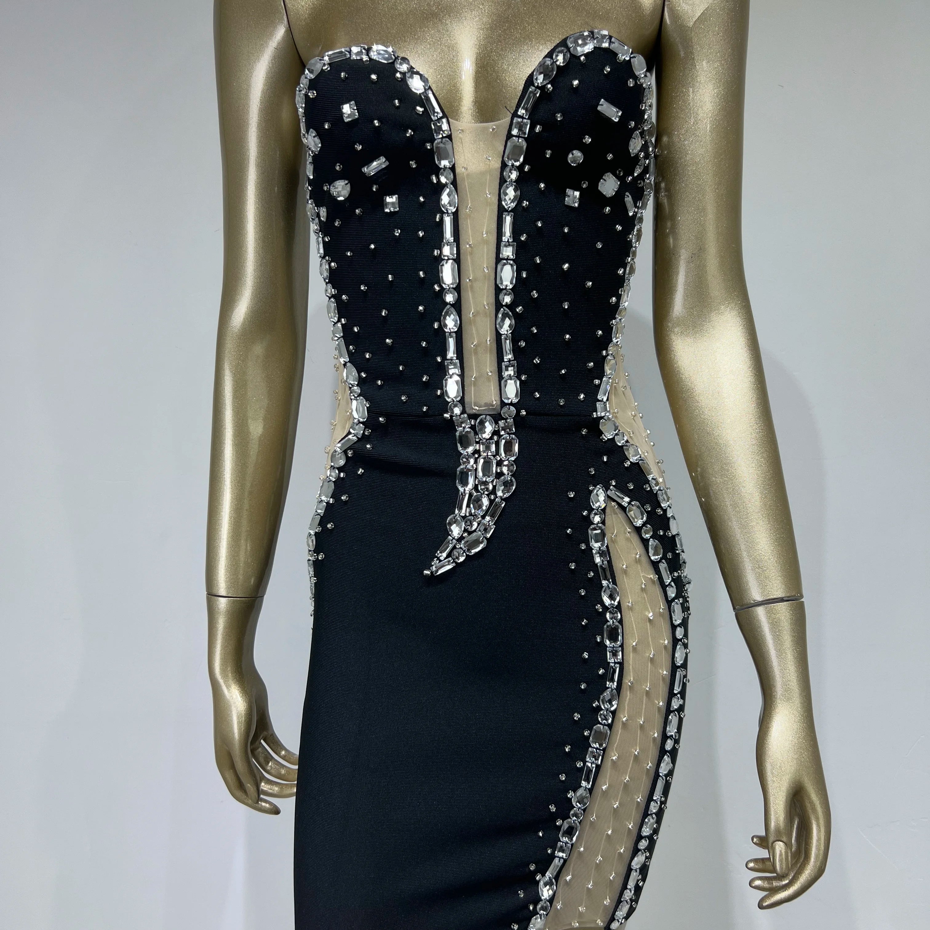 Luxury Women Summer Style Sexy Strapless Beading Diamonds Black Mini Bodycon Bandage Dress 2023 Elegant Evening Party Dress