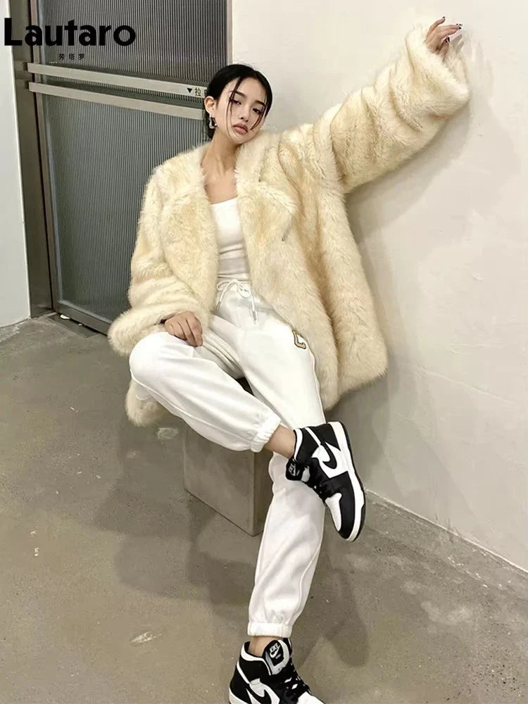 Lautaro Winter Loose Casual Thick Warm Soft Hairy Faux Fur Coat Women Luxury Furry Fluffy Jacket Korean Fashion