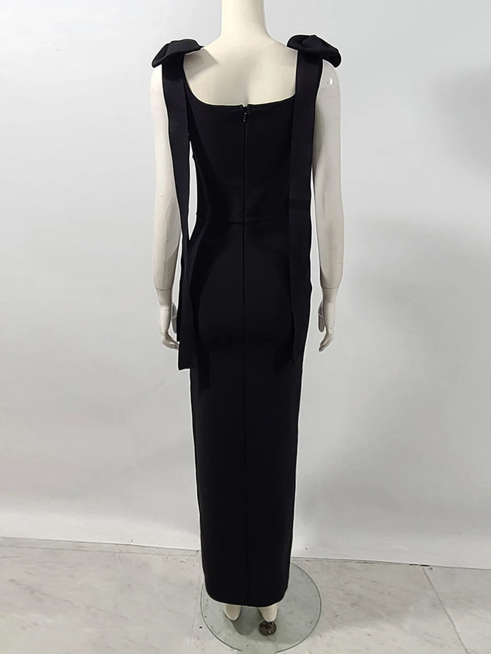 Ladies Sparkling Luxury Diamond Spaghetti Strap Backless Design Sleeveless Sexy Maxi Bandage Dress Celebrity Evening Party Gowns