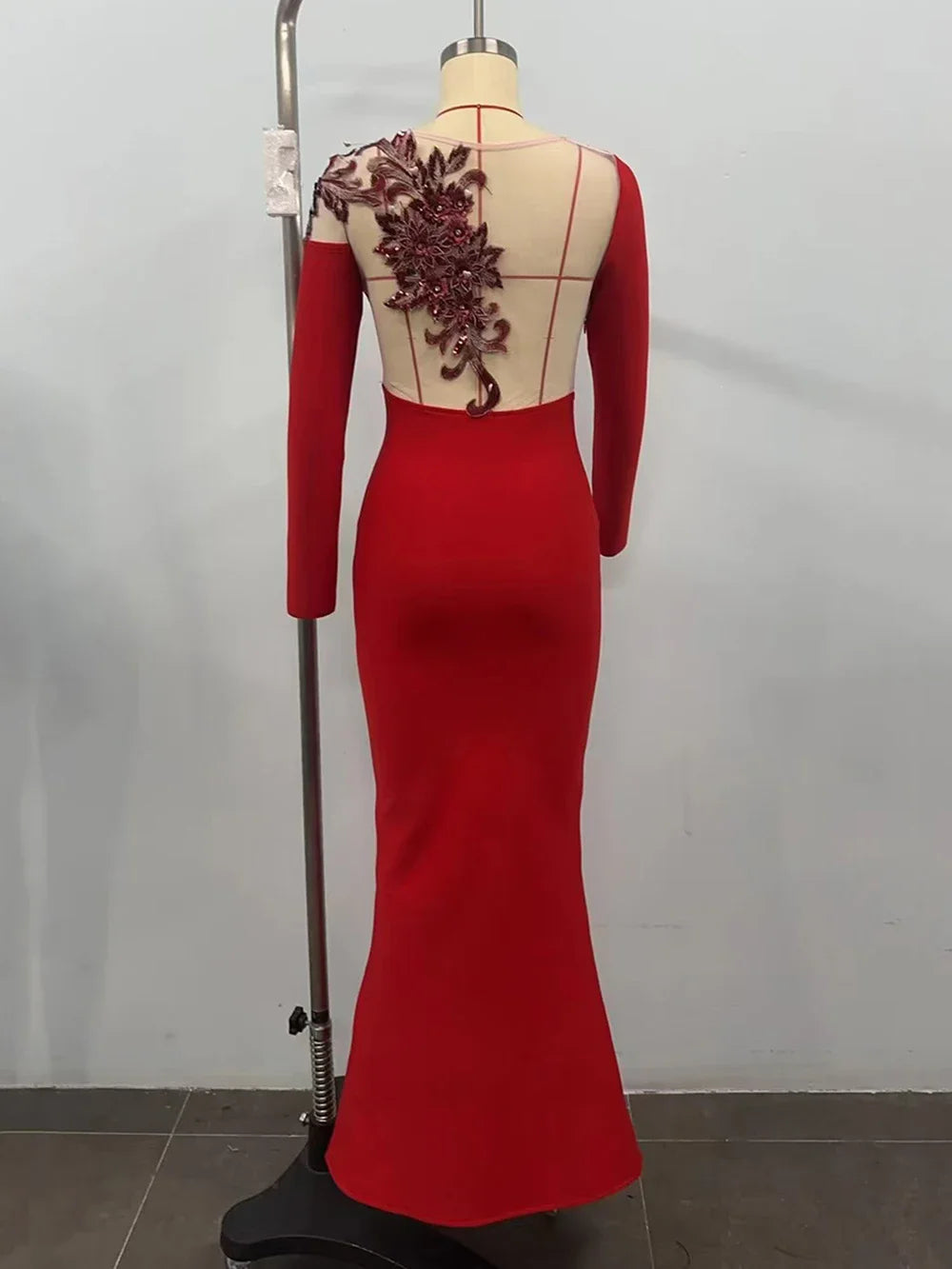 2024 Sexy Women Christmas Dress O-neck Long Sleeve Gauntlet Heavy duty sequin Flower Design Bodycon Backless Long Dress Vestidos