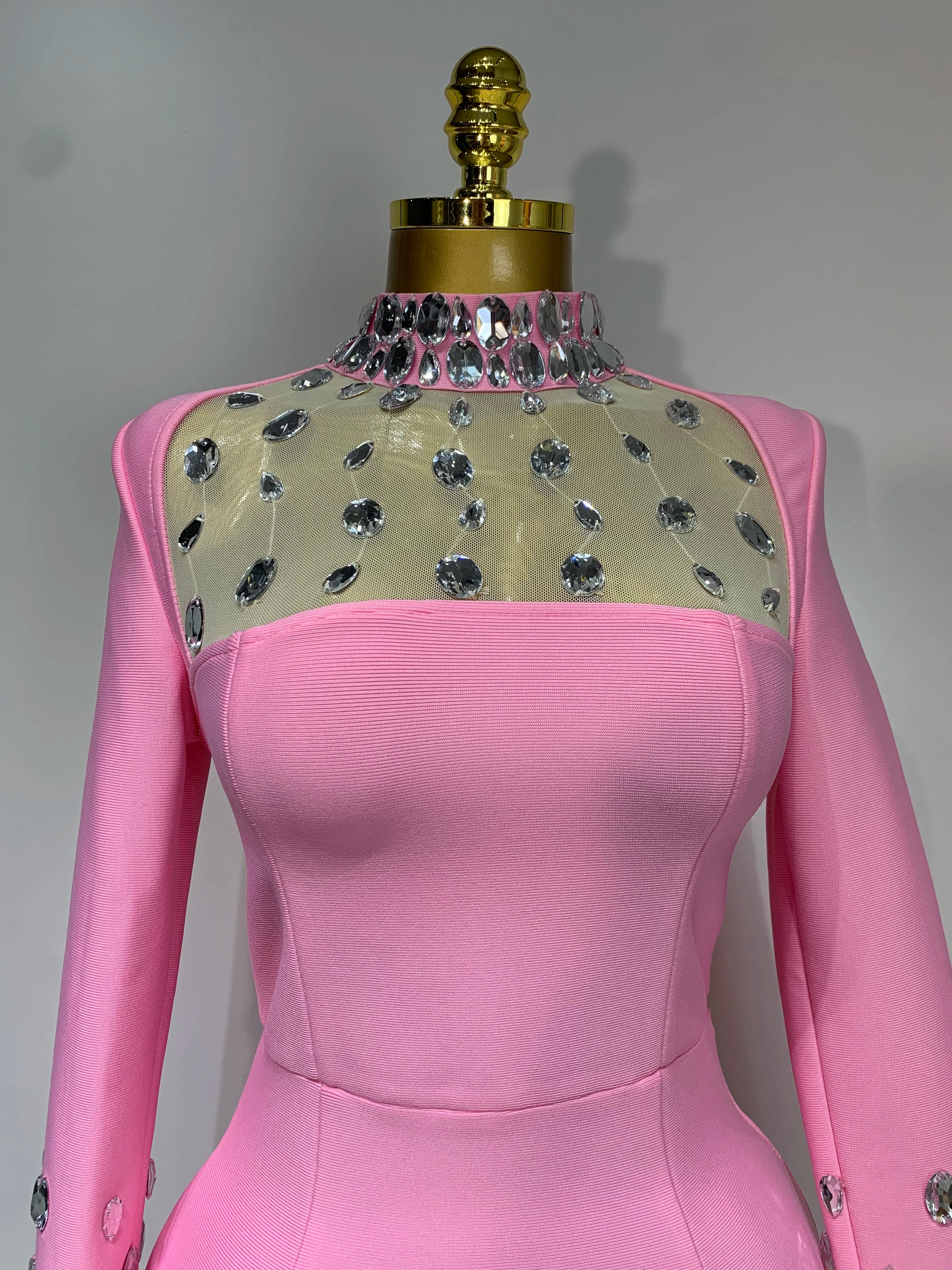 2025 Luxury Birthday Dresses Diamond Long Sleeve Pink Bodycon Bandage Dress Women Wedding Evening Prom Gowns