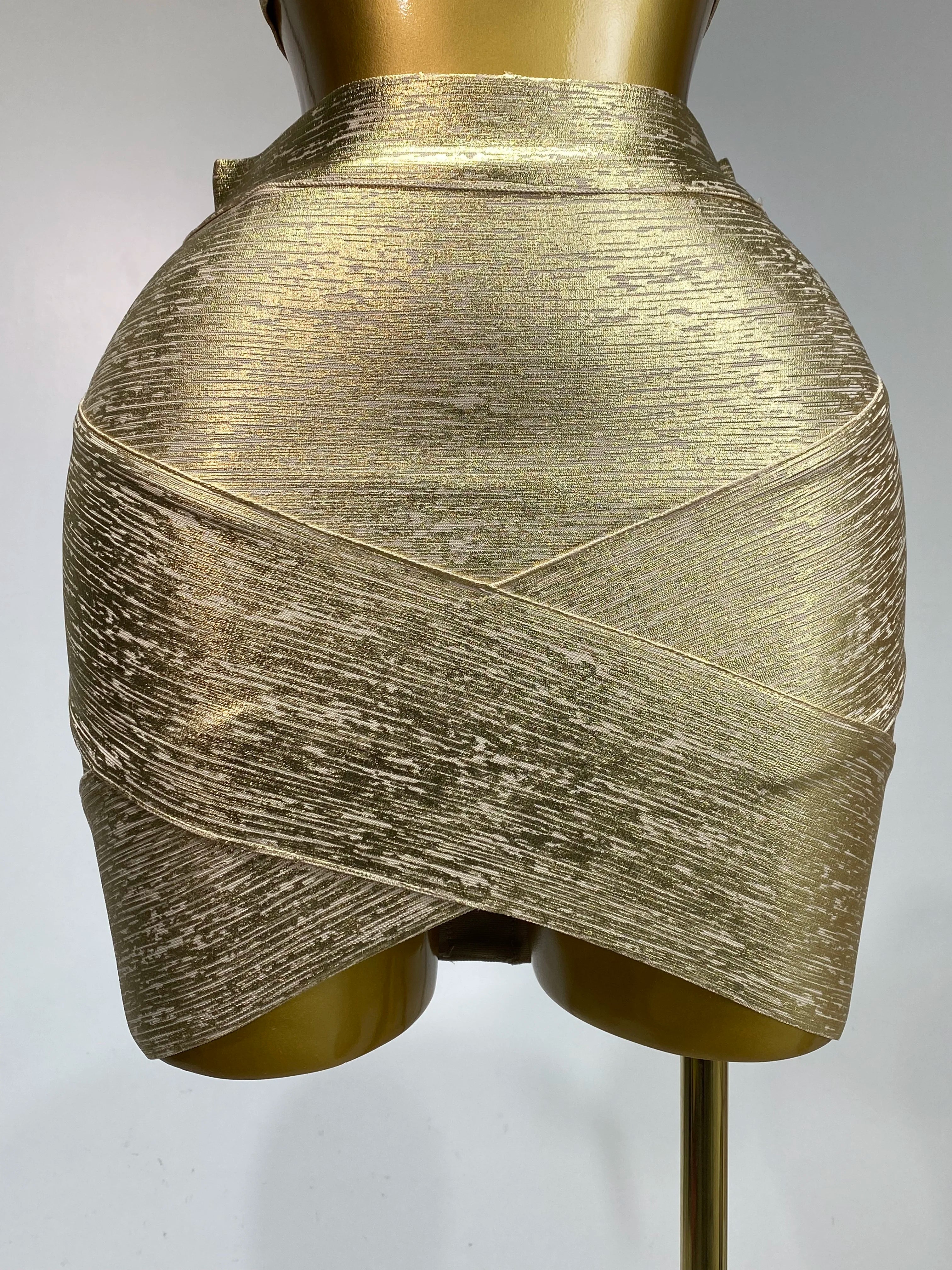 2025 New Summer Sexy V Neck Gold Bandage Two Pieces Set Women Charming Celebrity Bodycon Skirt Suits Club Birthday Vestido